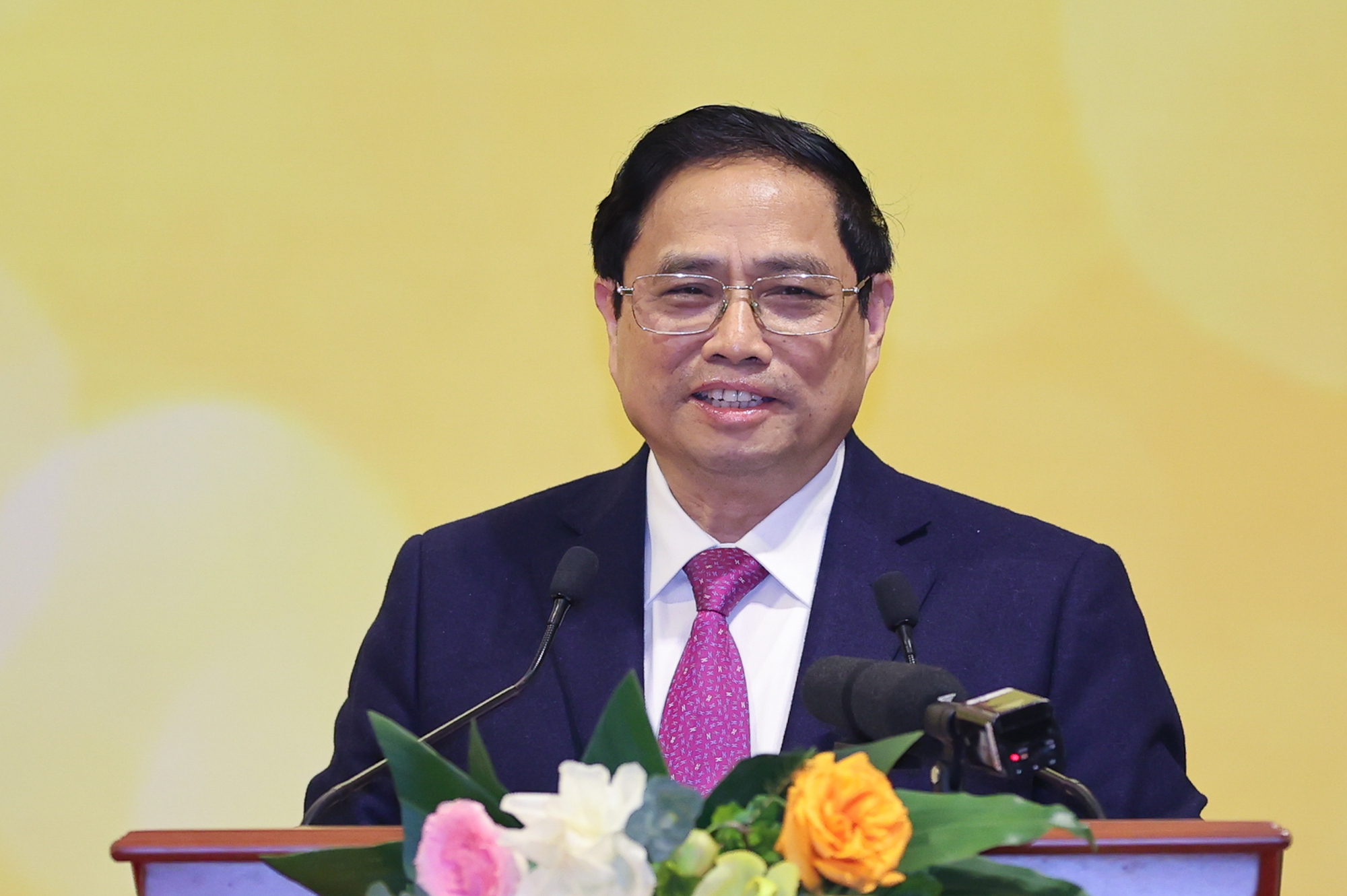 Tháo gỡ được khó khăn của thị trường bất động sản sẽ xử lý được nhiều vấn đề khác - Ảnh 1. Tháo gỡ được khó khăn của thị trường bất động sản sẽ xử lý được nhiều vấn đề khác - Ảnh 1.