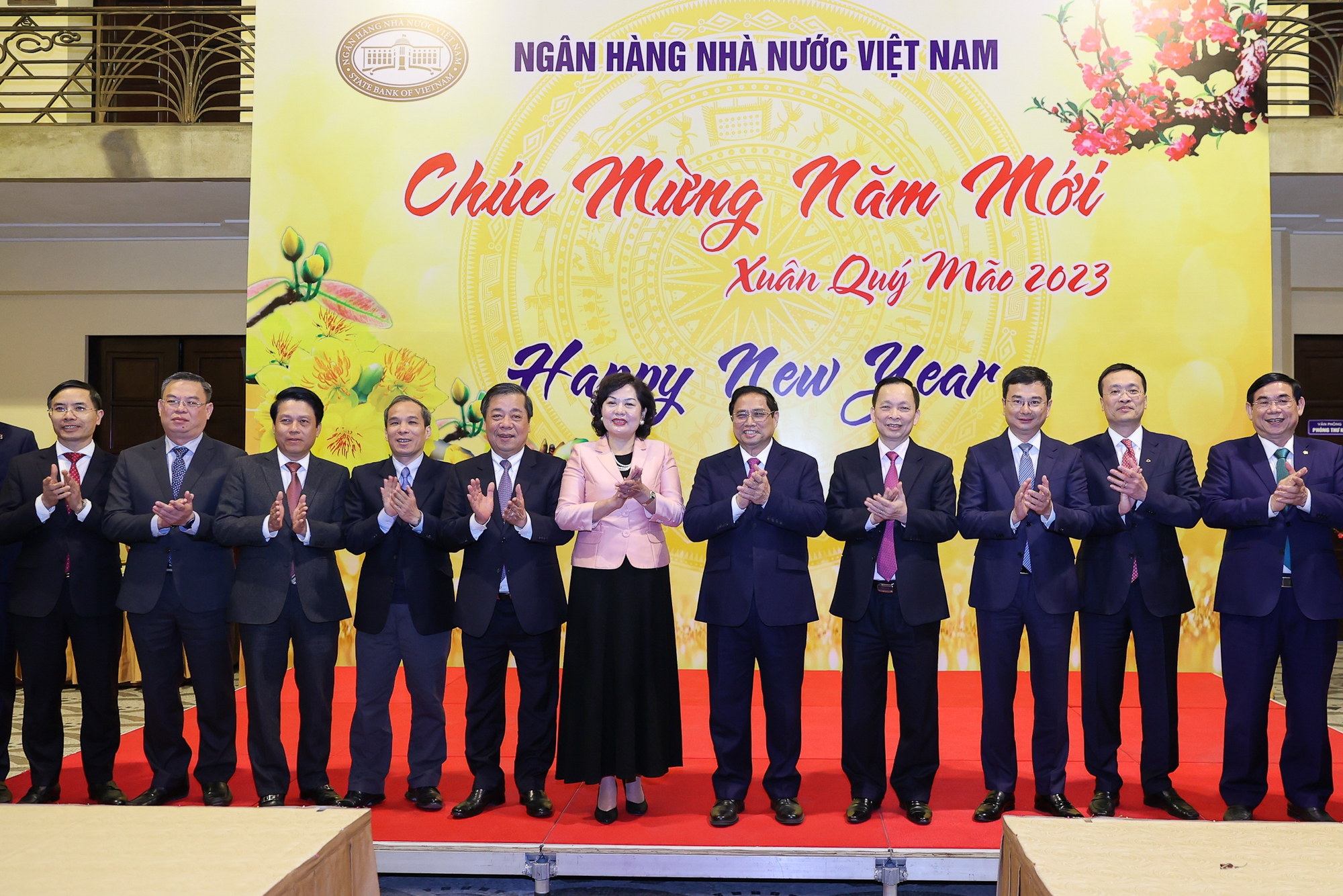 Tháo gỡ được khó khăn của thị trường bất động sản sẽ xử lý được nhiều vấn đề khác - Ảnh 3. Tháo gỡ được khó khăn của thị trường bất động sản sẽ xử lý được nhiều vấn đề khác - Ảnh 3.