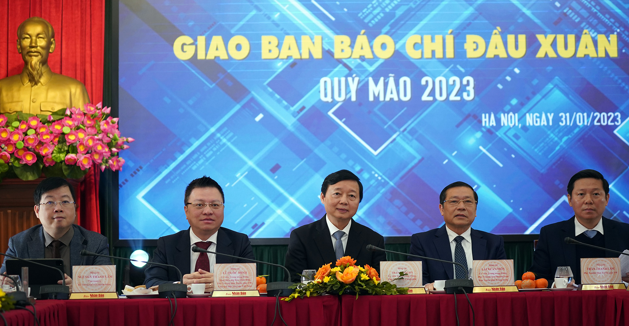 Phó Thủ tướng Trần Hồng Hà 'đặt hàng' tại Giao ban Báo chí đầu xuân - Ảnh 1. Phó Thủ tướng Trần Hồng Hà 'đặt hàng' tại Giao ban Báo chí đầu xuân - Ảnh 1.