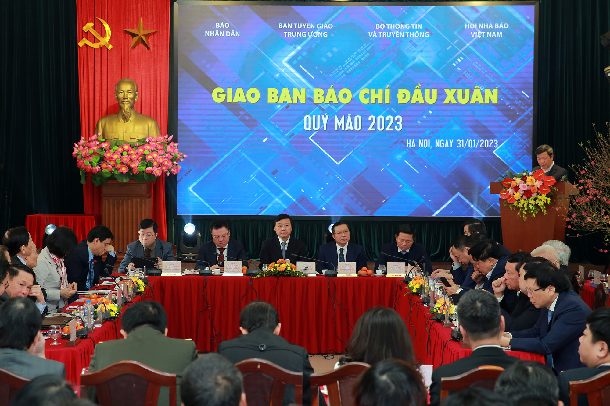 Phó Thủ tướng Trần Hồng Hà 'đặt hàng' tại Giao ban Báo chí đầu xuân - Ảnh 3. Phó Thủ tướng Trần Hồng Hà 'đặt hàng' tại Giao ban Báo chí đầu xuân - Ảnh 3.