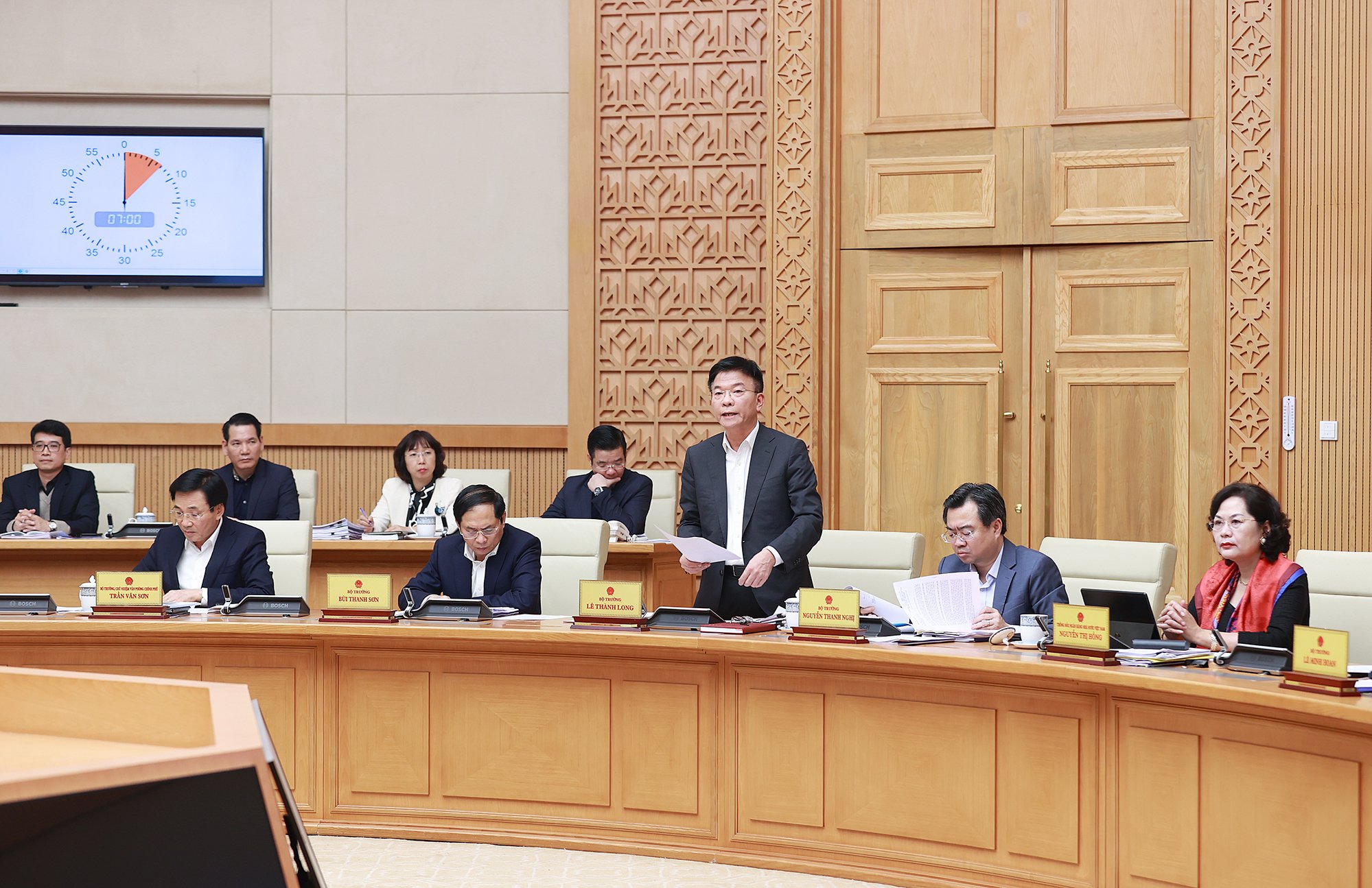 Thủ tướng chủ trì phiên họp Chính phủ chuyên đề xây dựng pháp luật tháng 1/2023 - Ảnh 4. Thủ tướng chủ trì phiên họp Chính phủ chuyên đề xây dựng pháp luật tháng 1/2023 - Ảnh 4.
