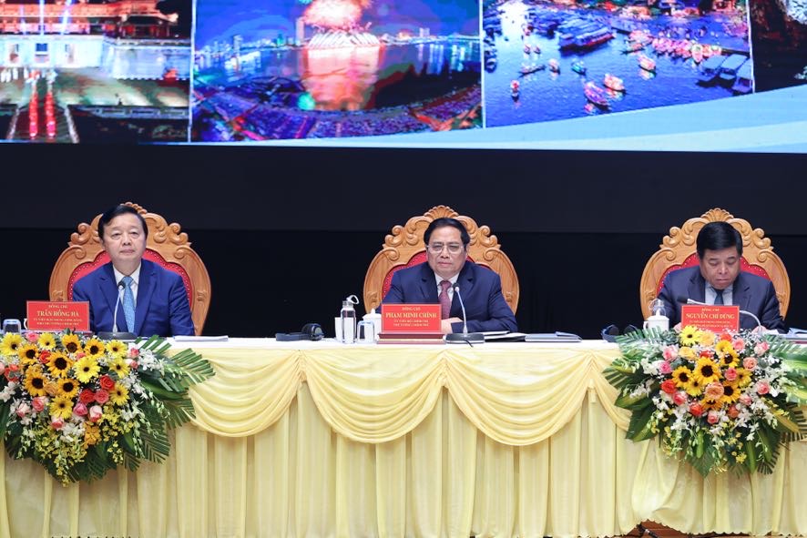 Bộ trưởng GTVT: Tới năm 2025, miền Trung có thêm 1.200 km cao tốc - Ảnh 1. Bộ trưởng GTVT: Tới năm 2025, miền Trung có thêm 1.200 km cao tốc - Ảnh 1.