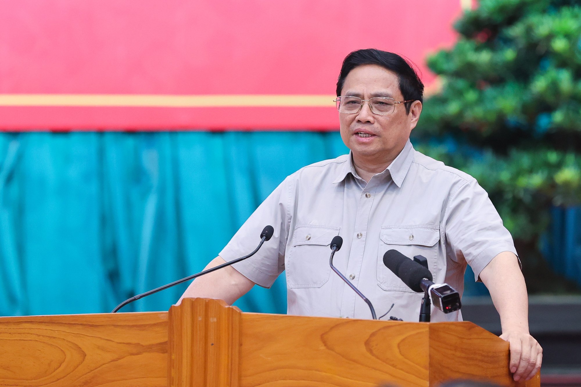 Phát huy hào khí Tây Sơn, tự lực, tự cường, đưa Bình Định vào nhóm dẫn đầu của miền Trung - Ảnh 1. Phát huy hào khí Tây Sơn, tự lực, tự cường, đưa Bình Định vào nhóm dẫn đầu của miền Trung - Ảnh 1.