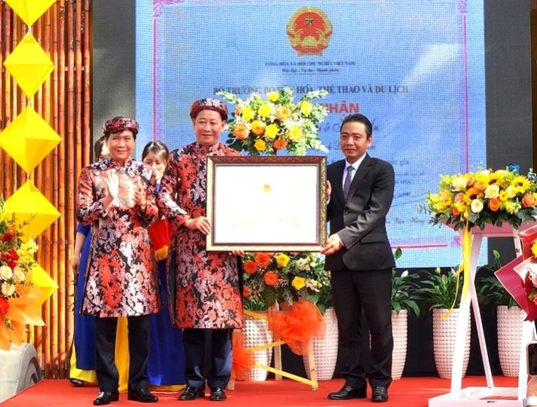 nguyen-tieu-1.jpg