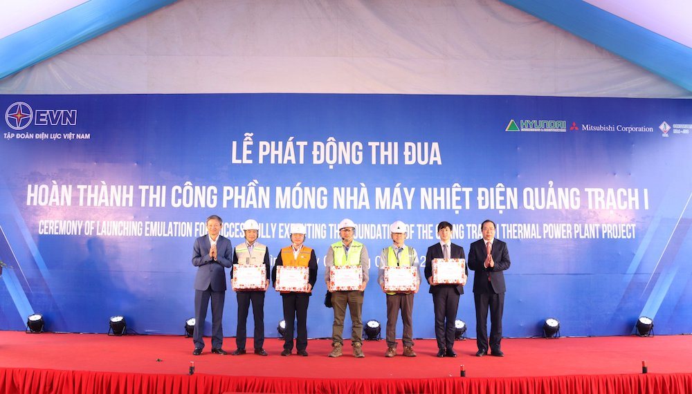 le-phat-dong-thi-dua-qt1_2.jpg