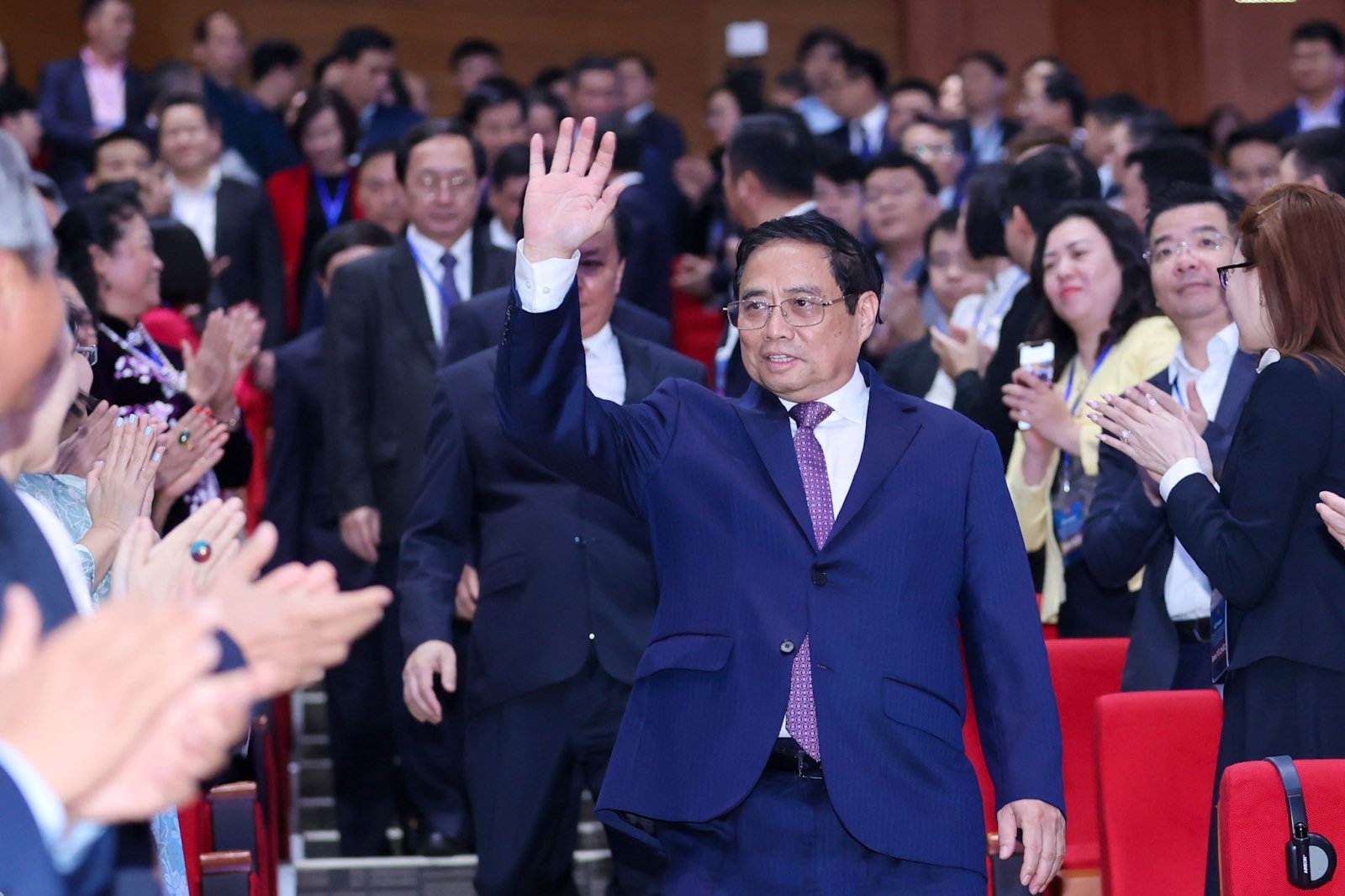 Chính phủ triển khai Chương trình hành động thực hiện Nghị quyết của Bộ Chính trị về Vùng Đồng bằng sông Hồng - Ảnh 1. Chính phủ triển khai Chương trình hành động thực hiện Nghị quyết của Bộ Chính trị về Vùng Đồng bằng sông Hồng - Ảnh 1.