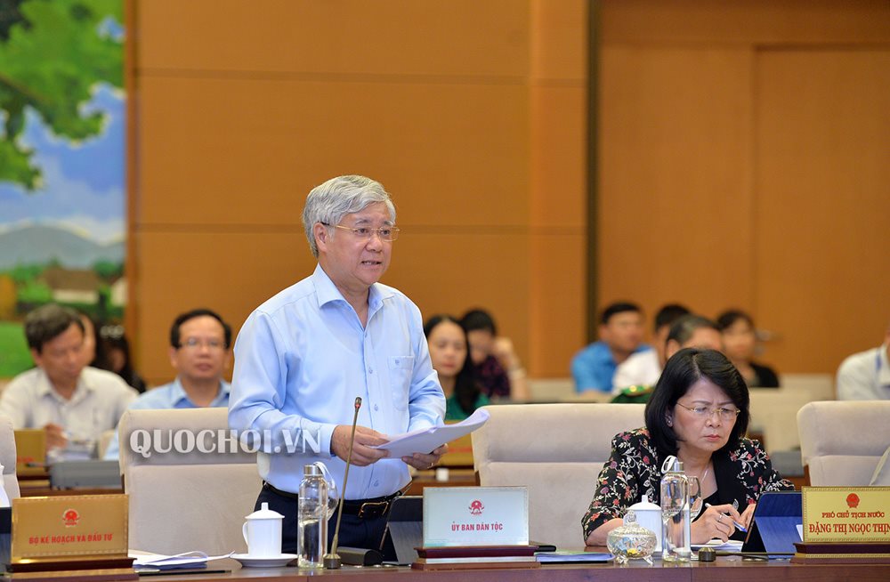 bo_truong_cn_ub_dan_toc_do_van_chien_2_4_ok.jpg