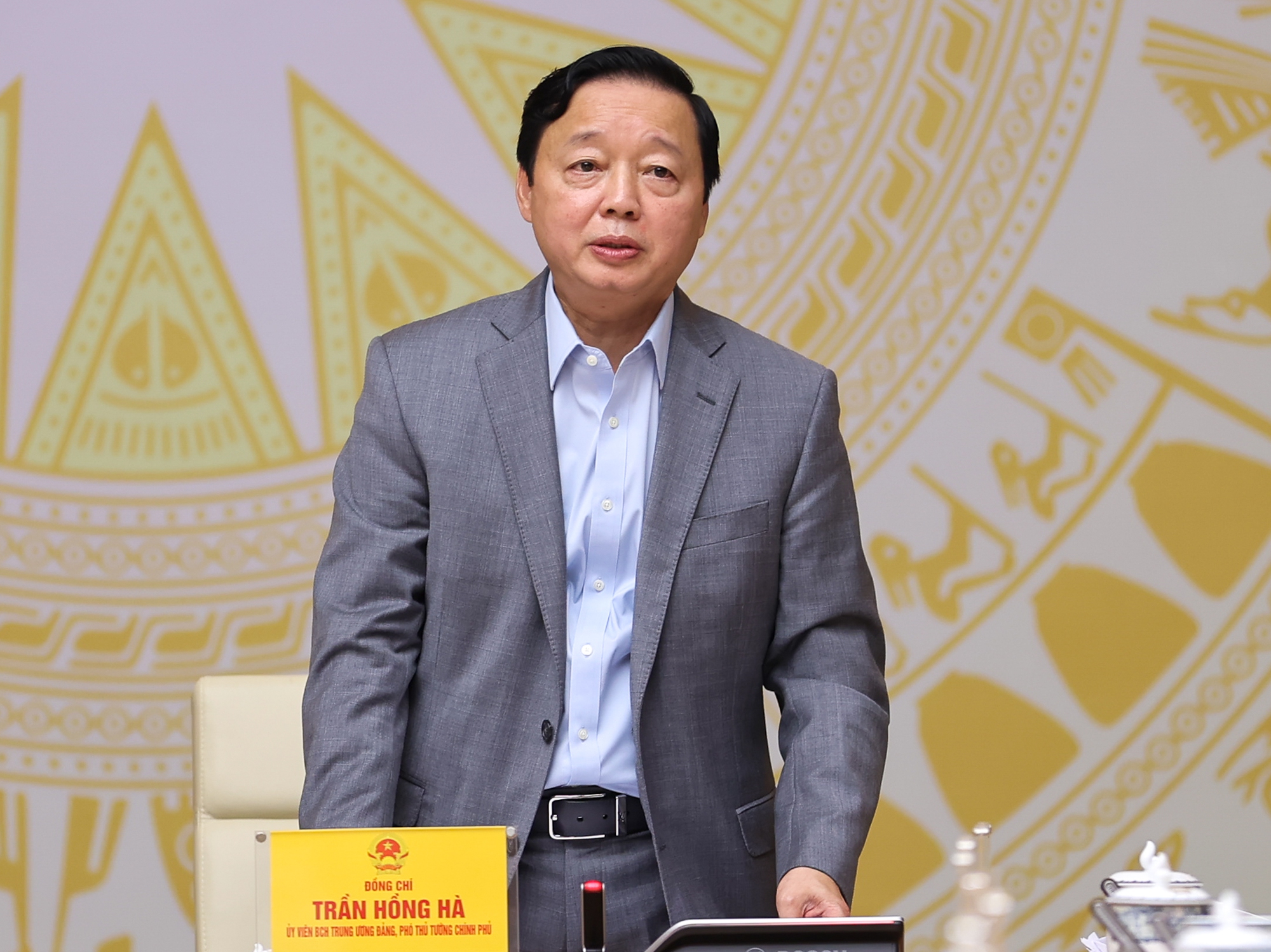 Thủ tướng: Đầu tư công phải có trọng tâm, trọng điểm, không dàn trải, phát huy vai trò nguồn lực, động lực phát triển - Ảnh 5. Thủ tướng: Đầu tư công phải có trọng tâm, trọng điểm, không dàn trải, phát huy vai trò nguồn lực, động lực phát triển - Ảnh 5.