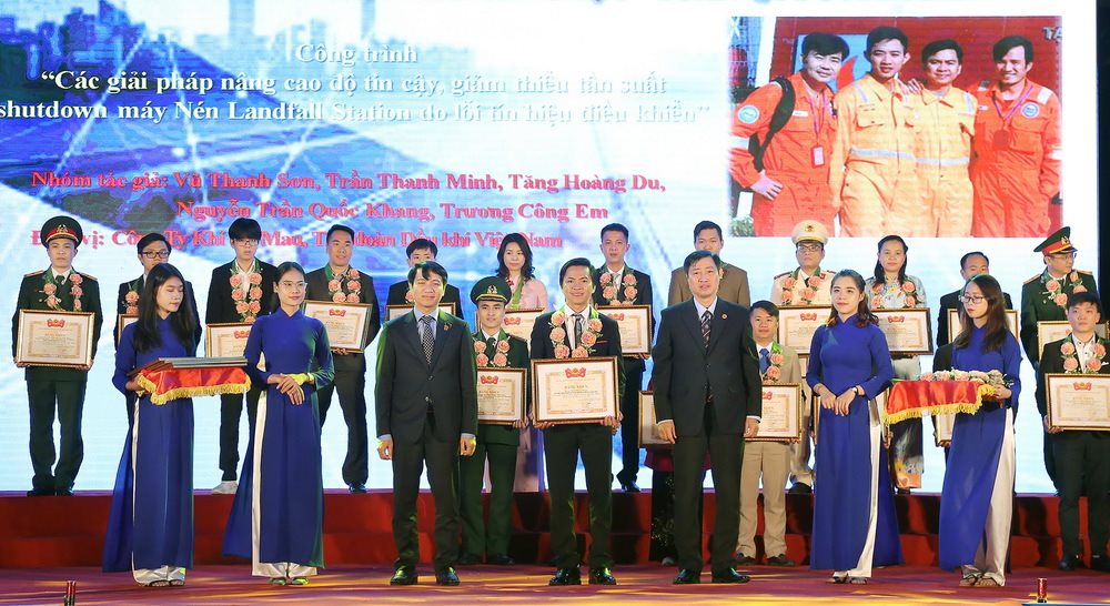 3.-tuoi-tre-pv-gas-la-guong-sang-skst-cua-tw-doan-2-.jpg