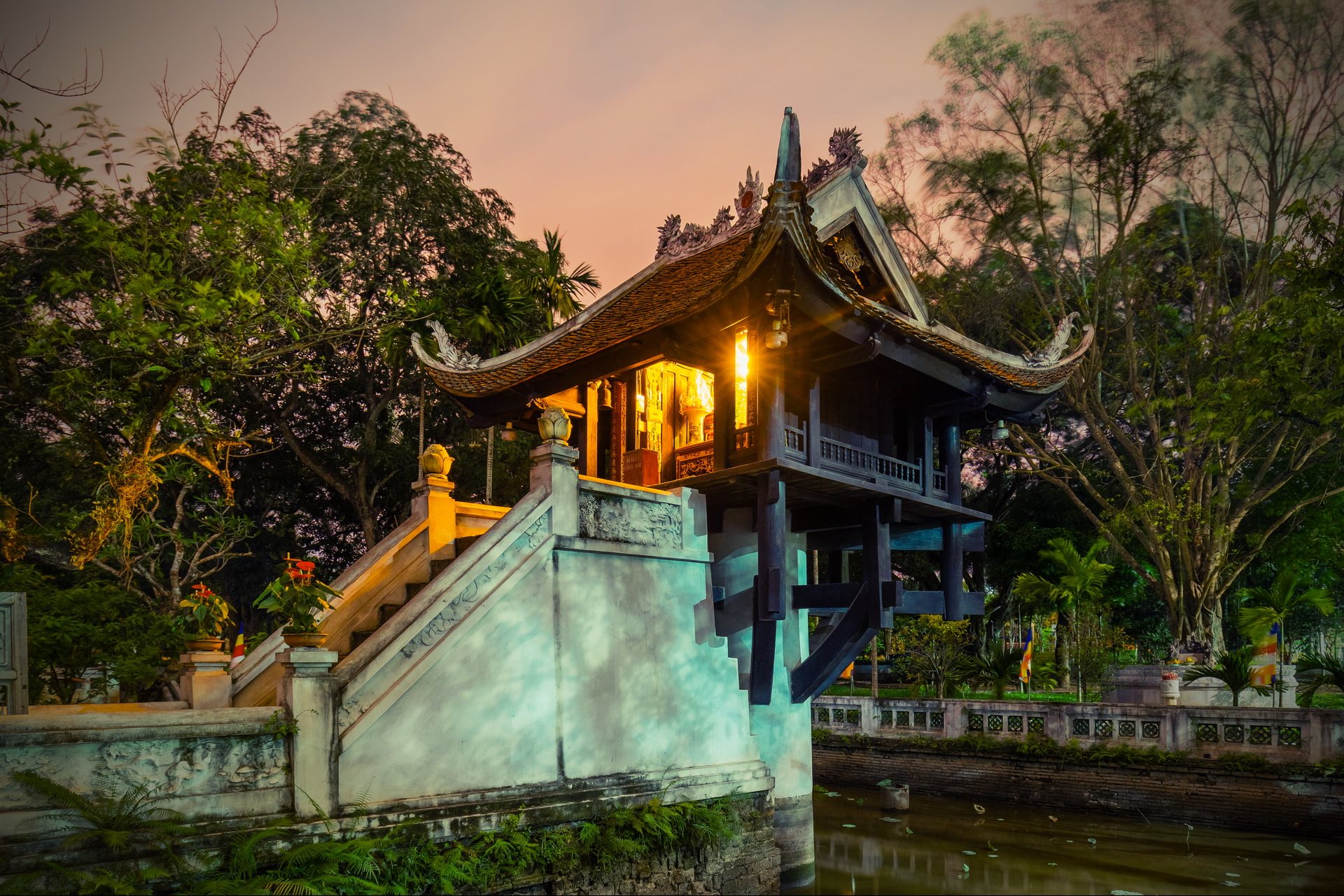 banner-chua-mot-cot-one-pillar-pagoda.jpg