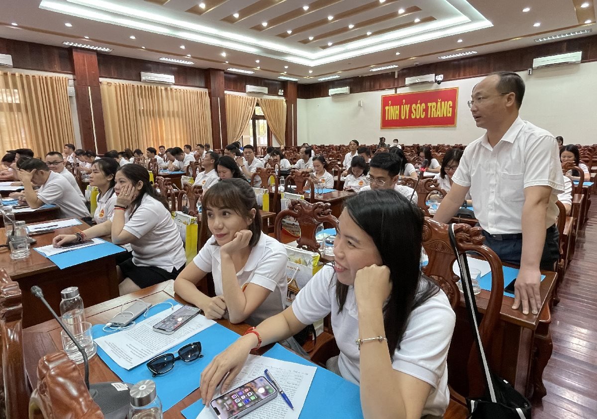 25.3-a-luyen.jpg