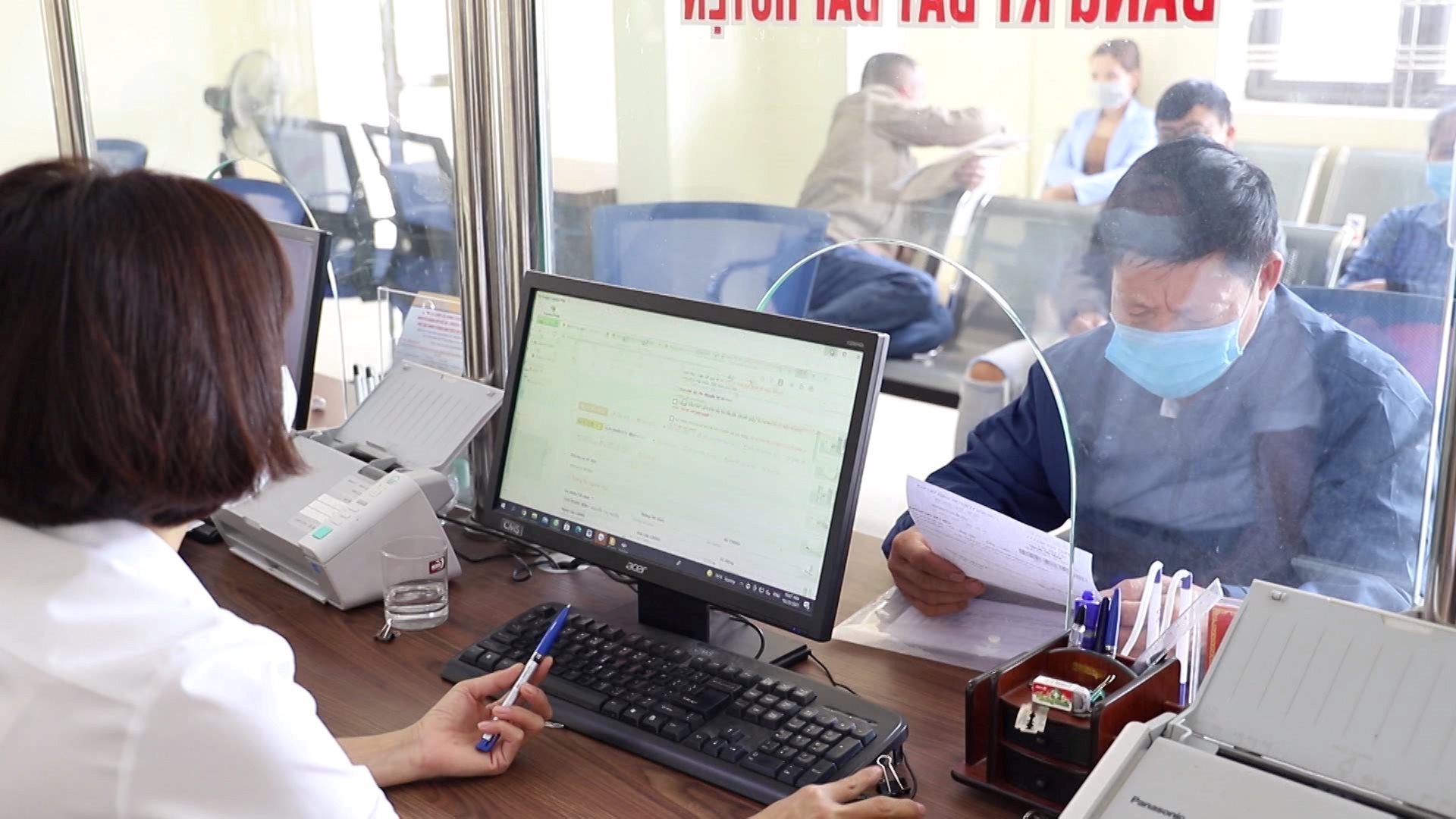 anh-2-bai-van-phong-dang-ky-dat-dai-tinh-yen-bai-.jpg