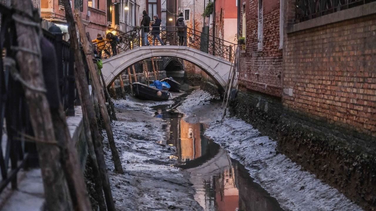 230223205022-05-europe-winter-drought-rivers-climate-intl-restricted.jpg