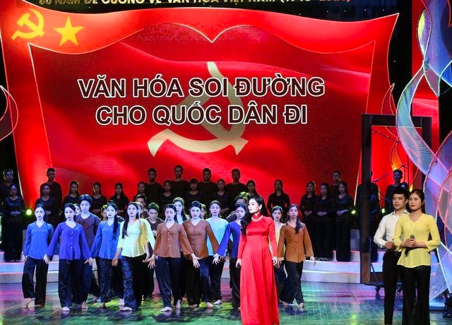ac-lien-khuc-trong-chuong-1-cua-chuong-trinh-nghe-thuat.jpg