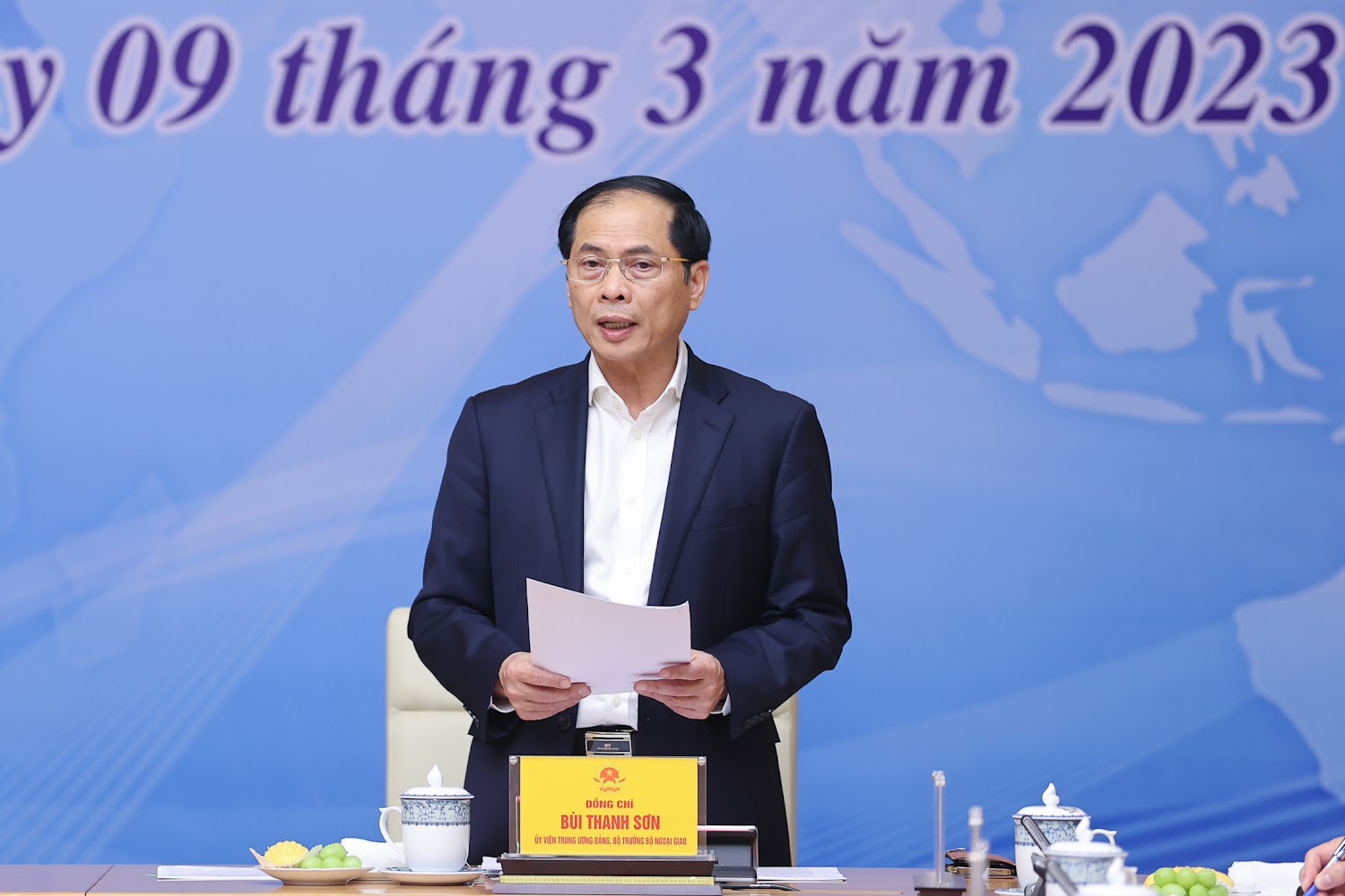 Chính phủ triển khai Chương trình hành động thực hiện Chỉ thị 15 của Ban Bí thư về ngoại giao kinh tế - Ảnh 3. Chính phủ triển khai Chương trình hành động thực hiện Chỉ thị 15 của Ban Bí thư về ngoại giao kinh tế - Ảnh 3.