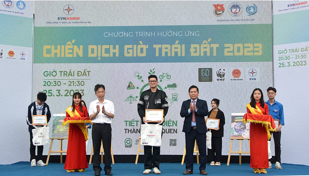 hanoihuongunggiotraidat713323.jpeg