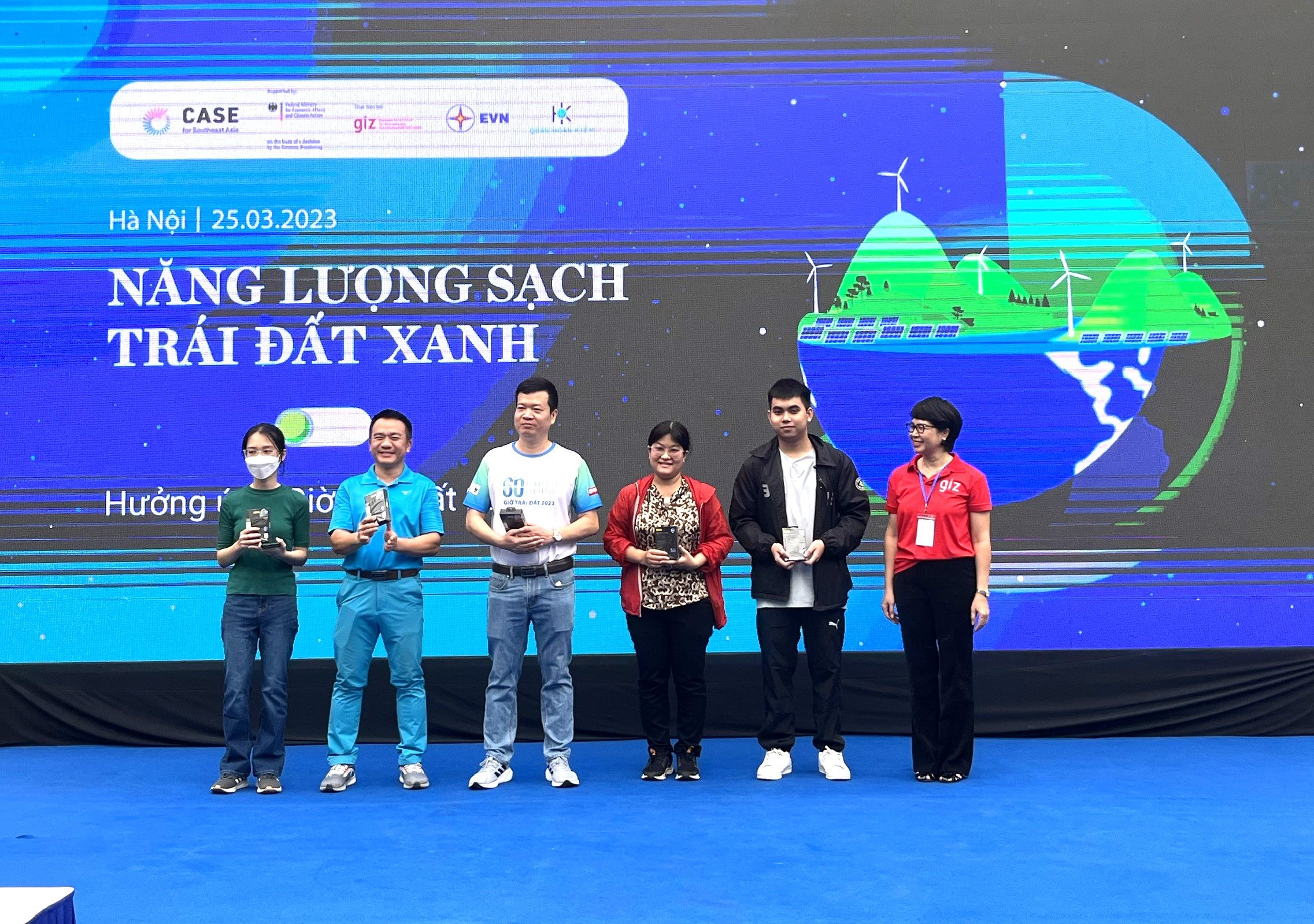 anh-1(2).jpg