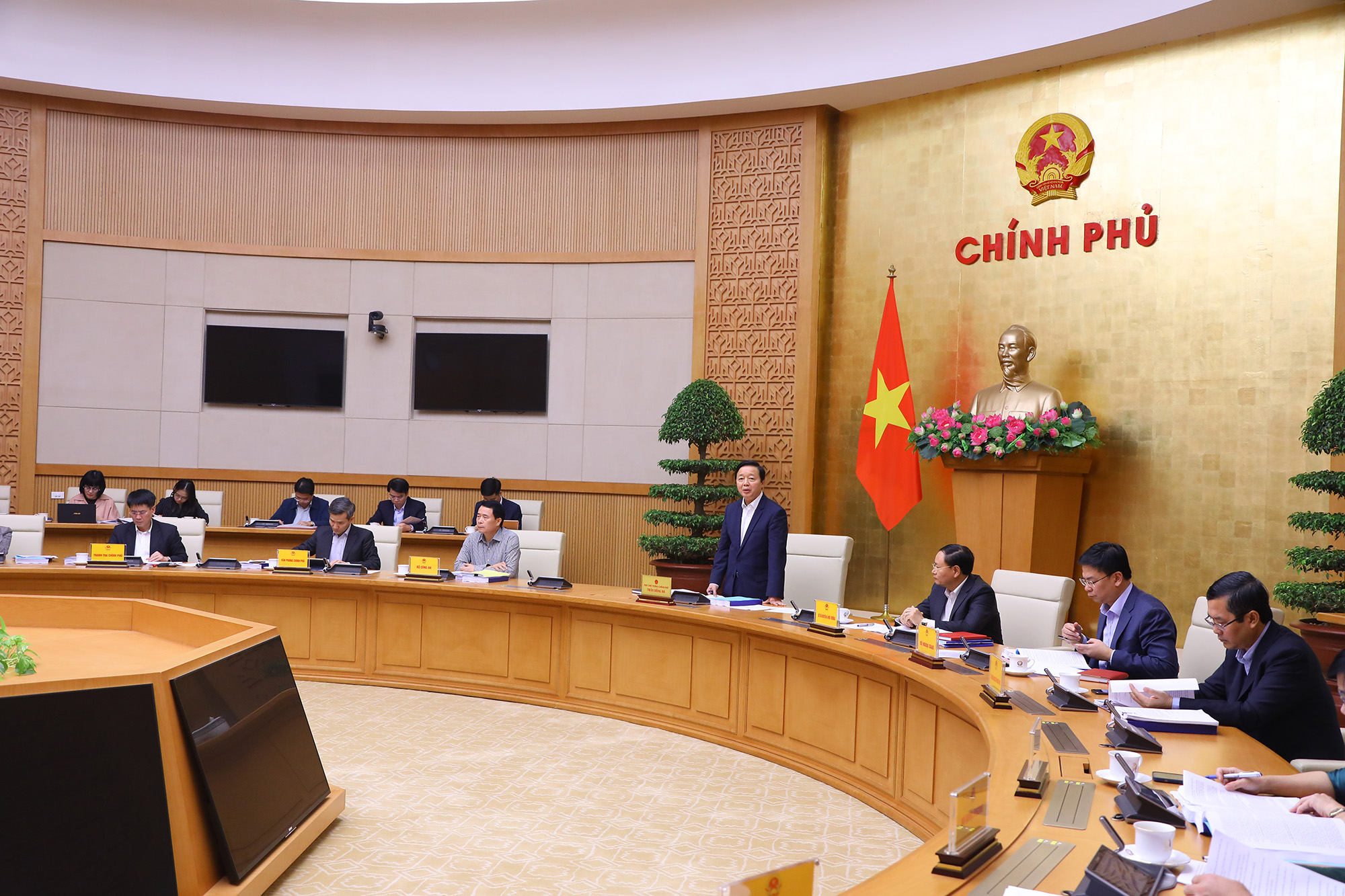 Luật Đất đai phải đồng bộ, thống nhất với các luật, lĩnh vực chuyên ngành - Ảnh 2.
