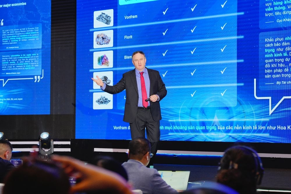 ong-craig-bradshaw-tong-giam-doc-masan-high-tech-materials.jpg