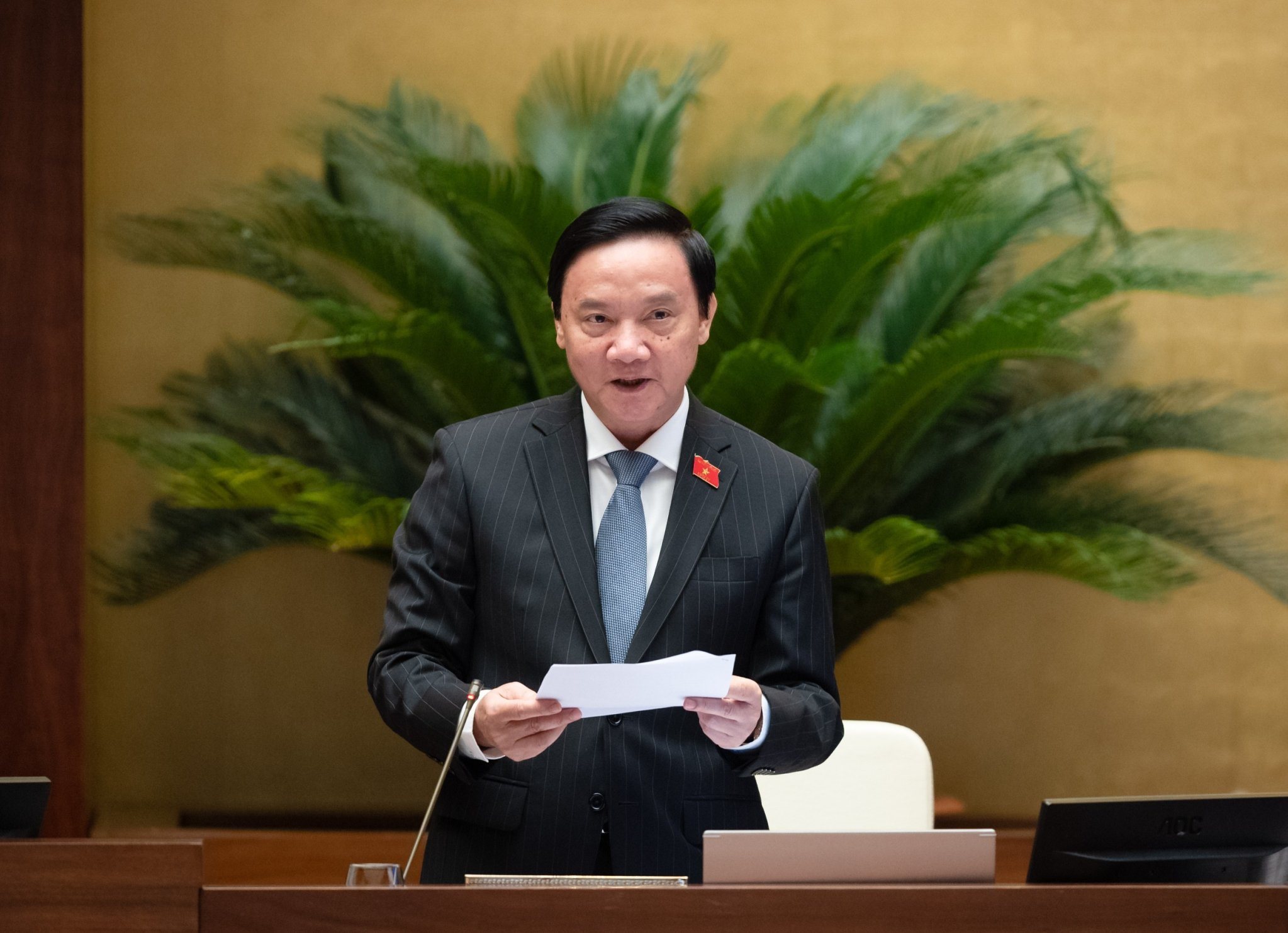 pho-chu-tich-quoc-hoi-nguyen-khac-dinh.jpg