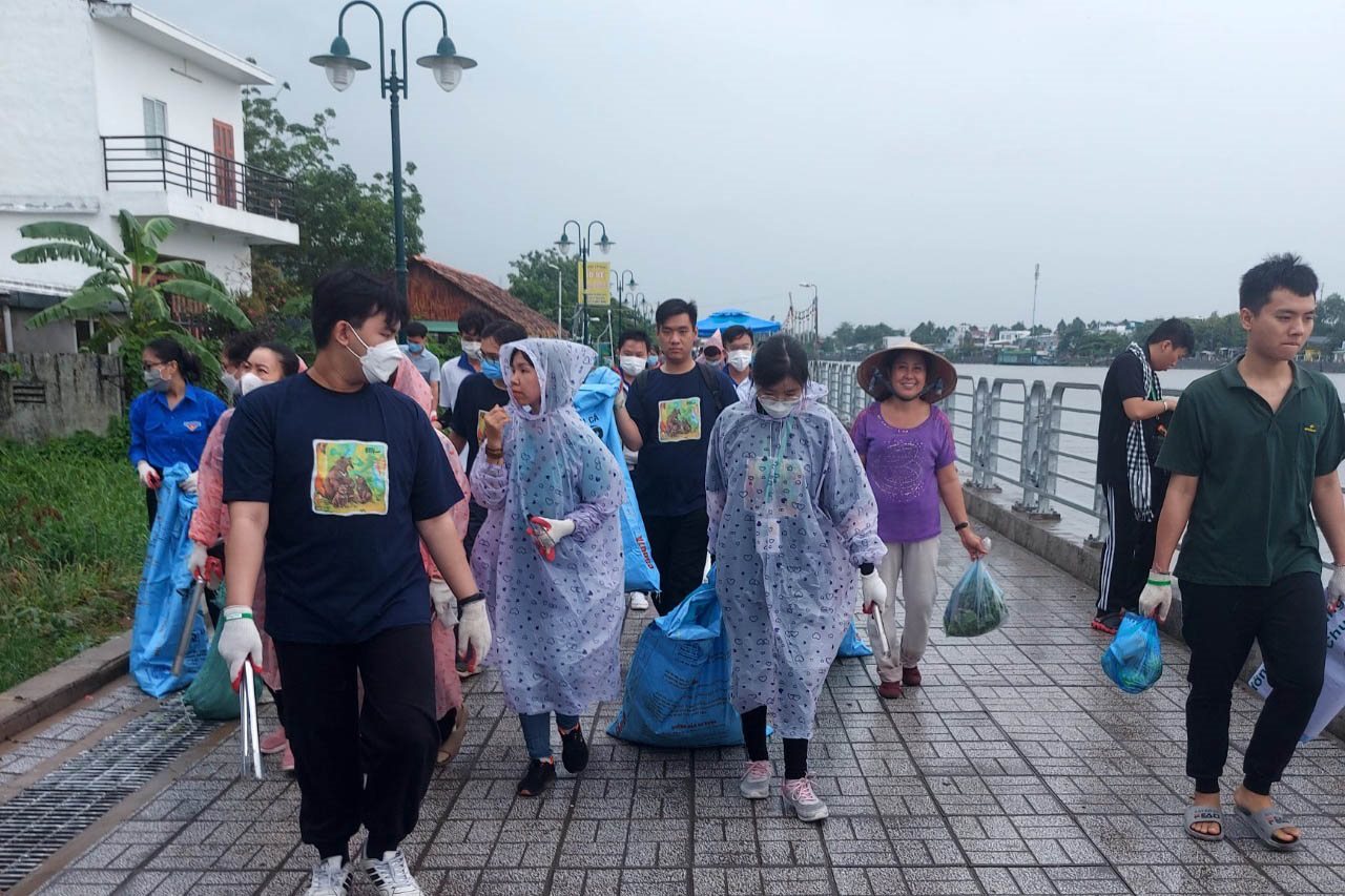 a33-ba-hoanh.jpg