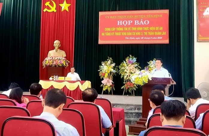 hoi-nghi-1.jpg