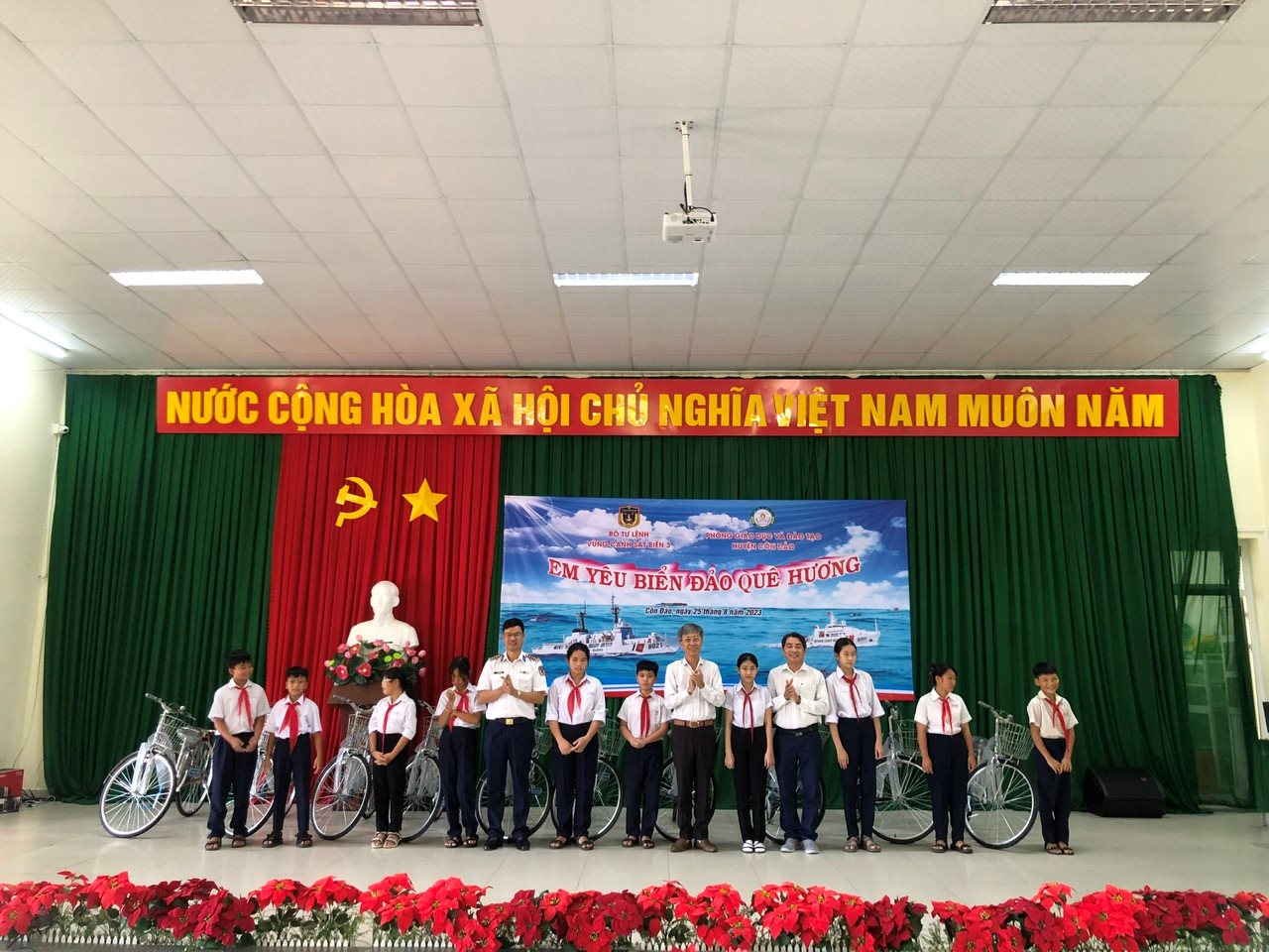 tang-hoc-bong.jpg