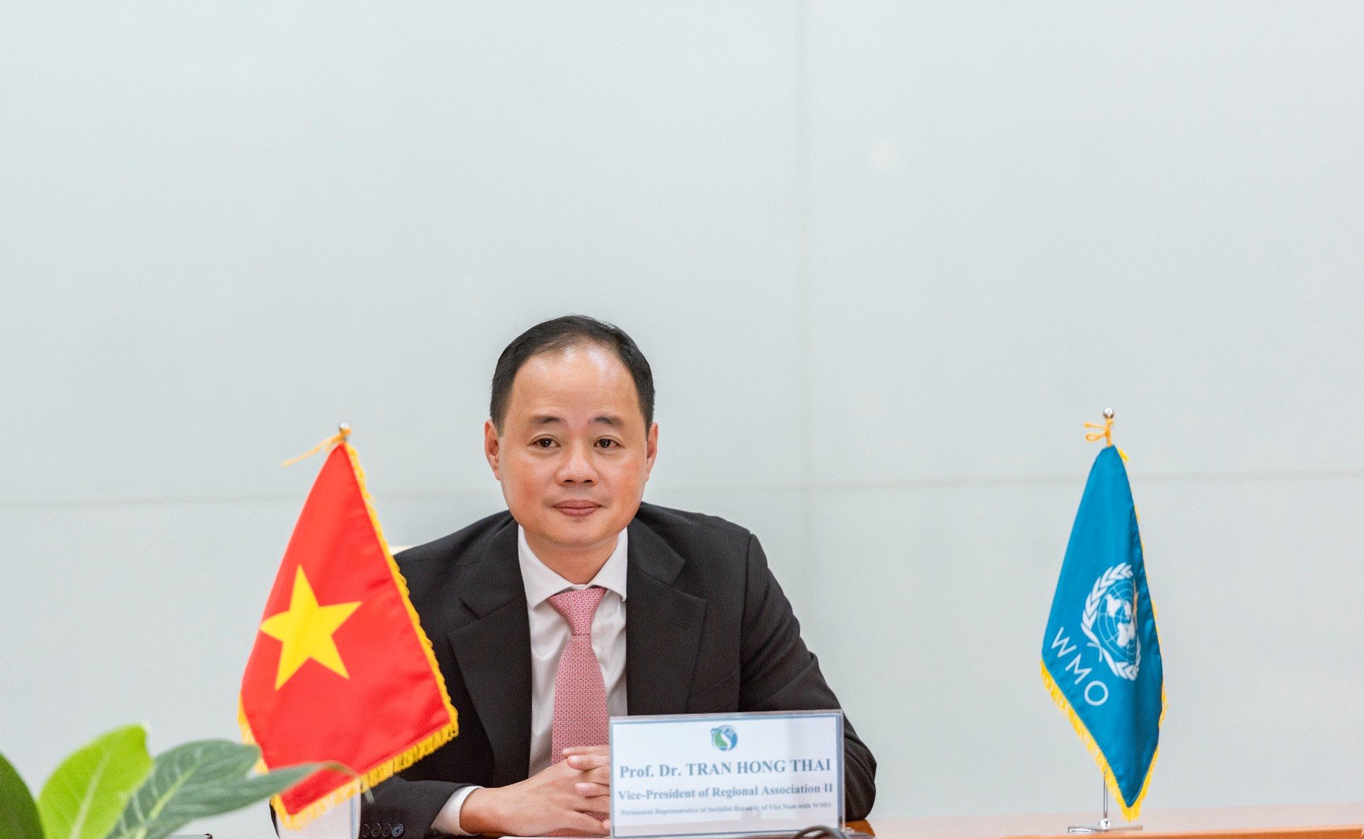 anh-1-gs.ts.-thai.jpg