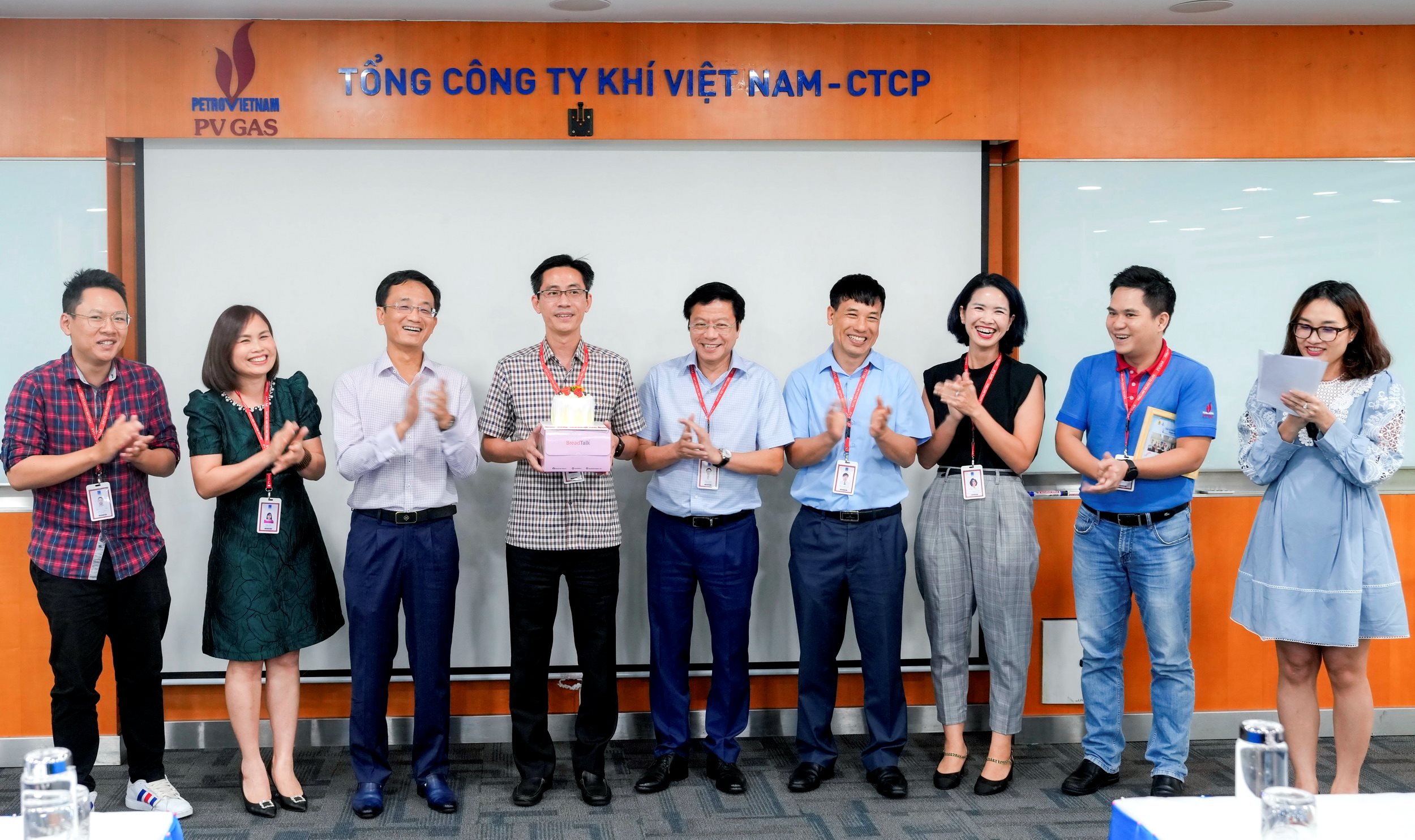 8.-chuc-mung-sinh-nhat.jpg