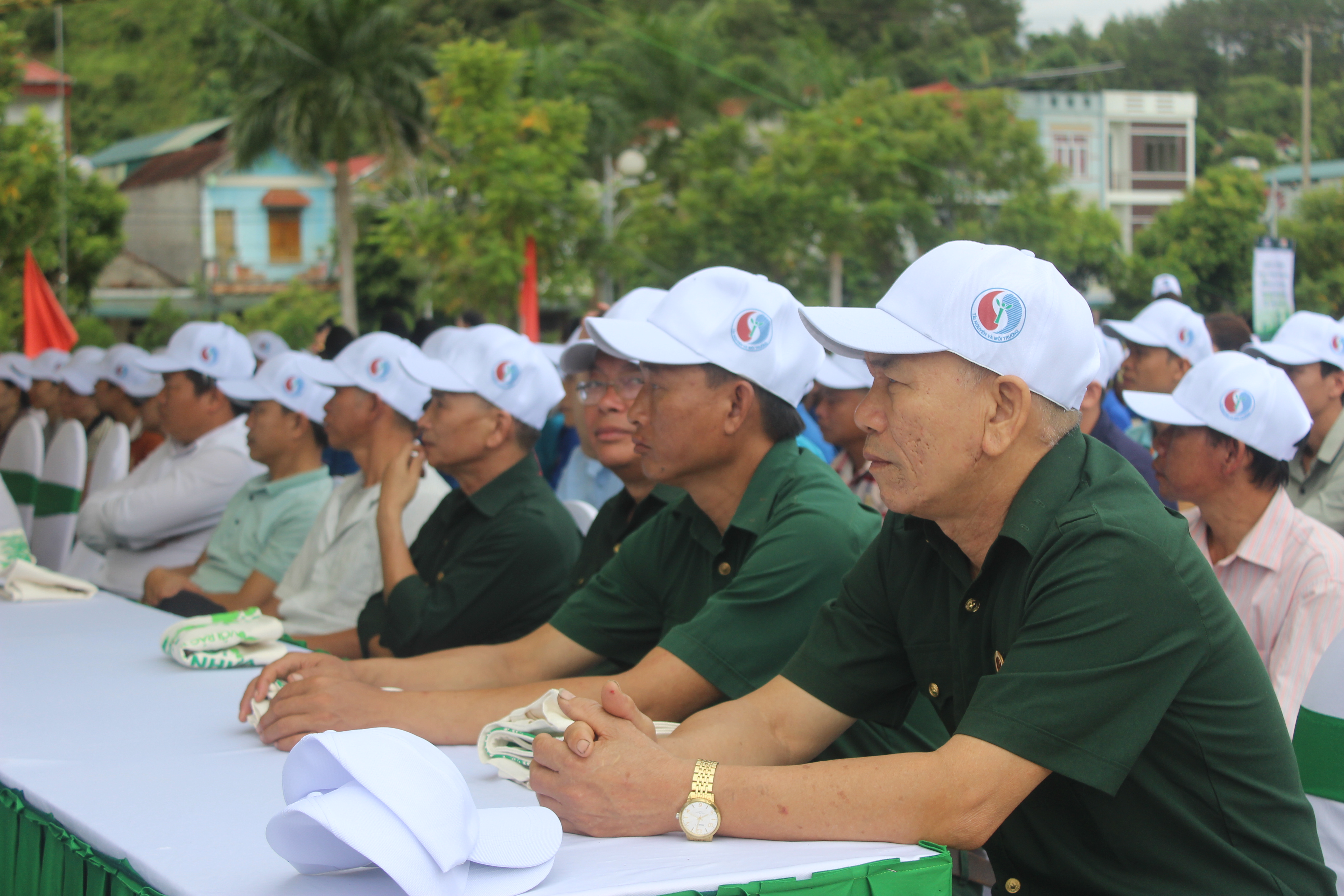 anh-phat-dong-6.jpg