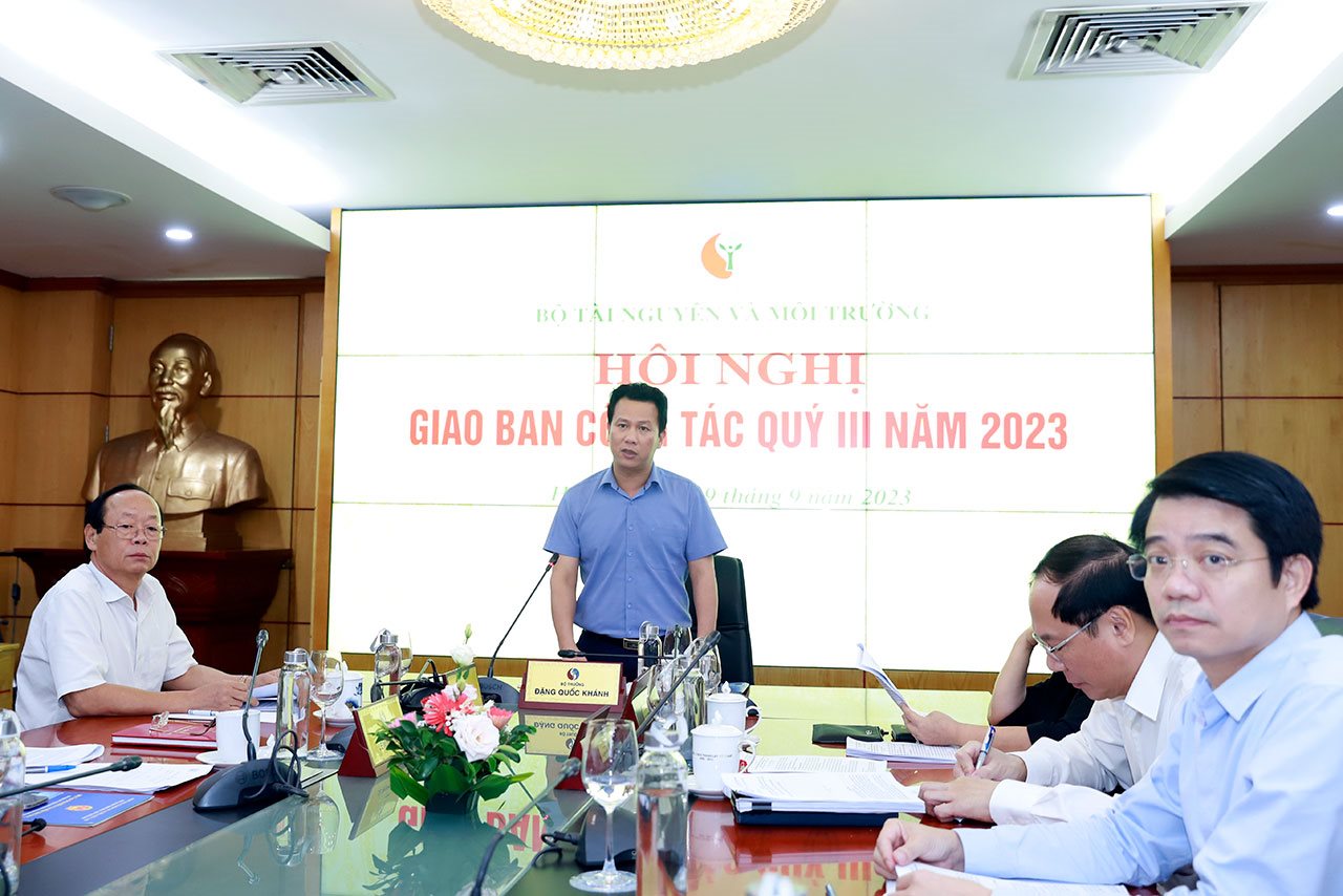 bt-trung-canhr.jpg