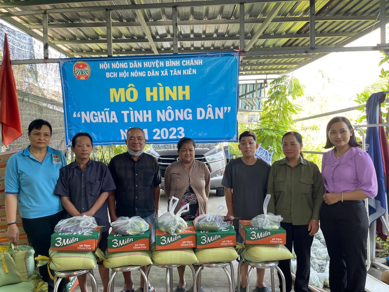 nghia-tinh-nong-dan.jpg