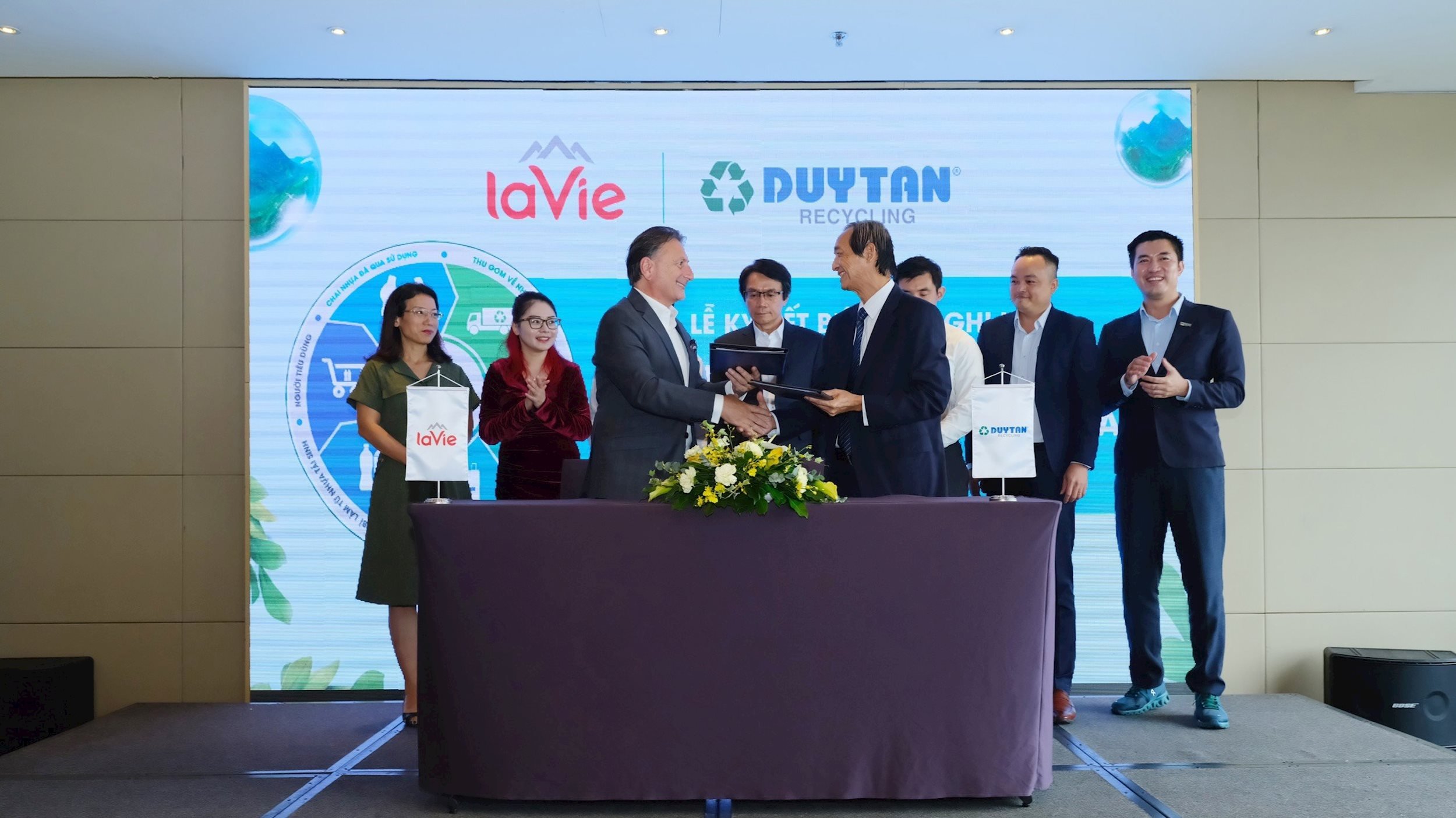 ky-ket-duy-tan-lavie.jpg