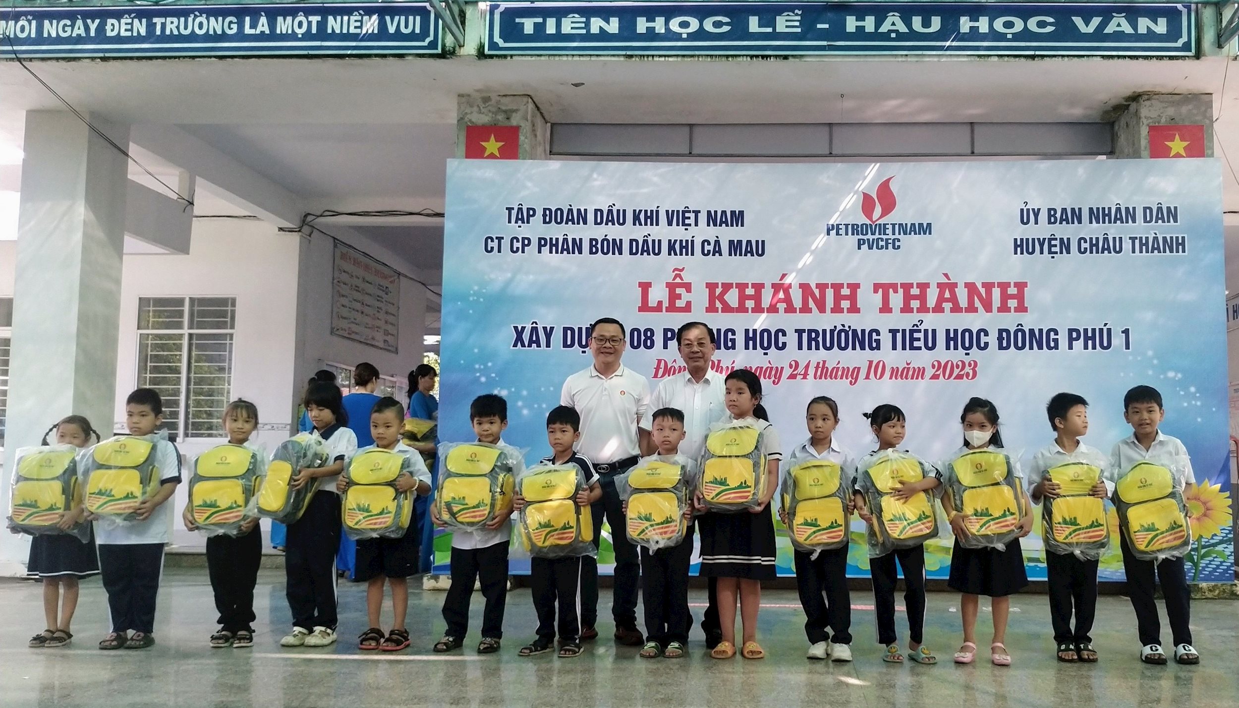 z4816192895212_3430204e64e370558aba2dc9c5deb0a3.jpg