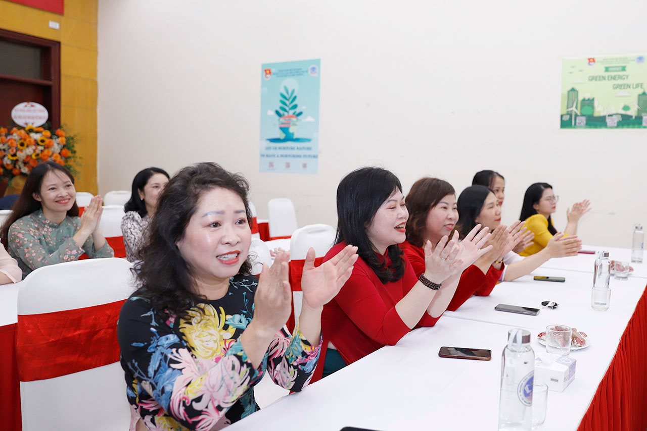 small_van-nghe-4.jpg