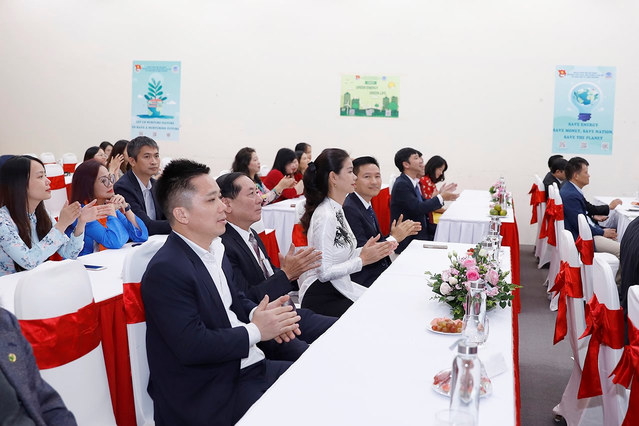 small_van-nghe3.jpg