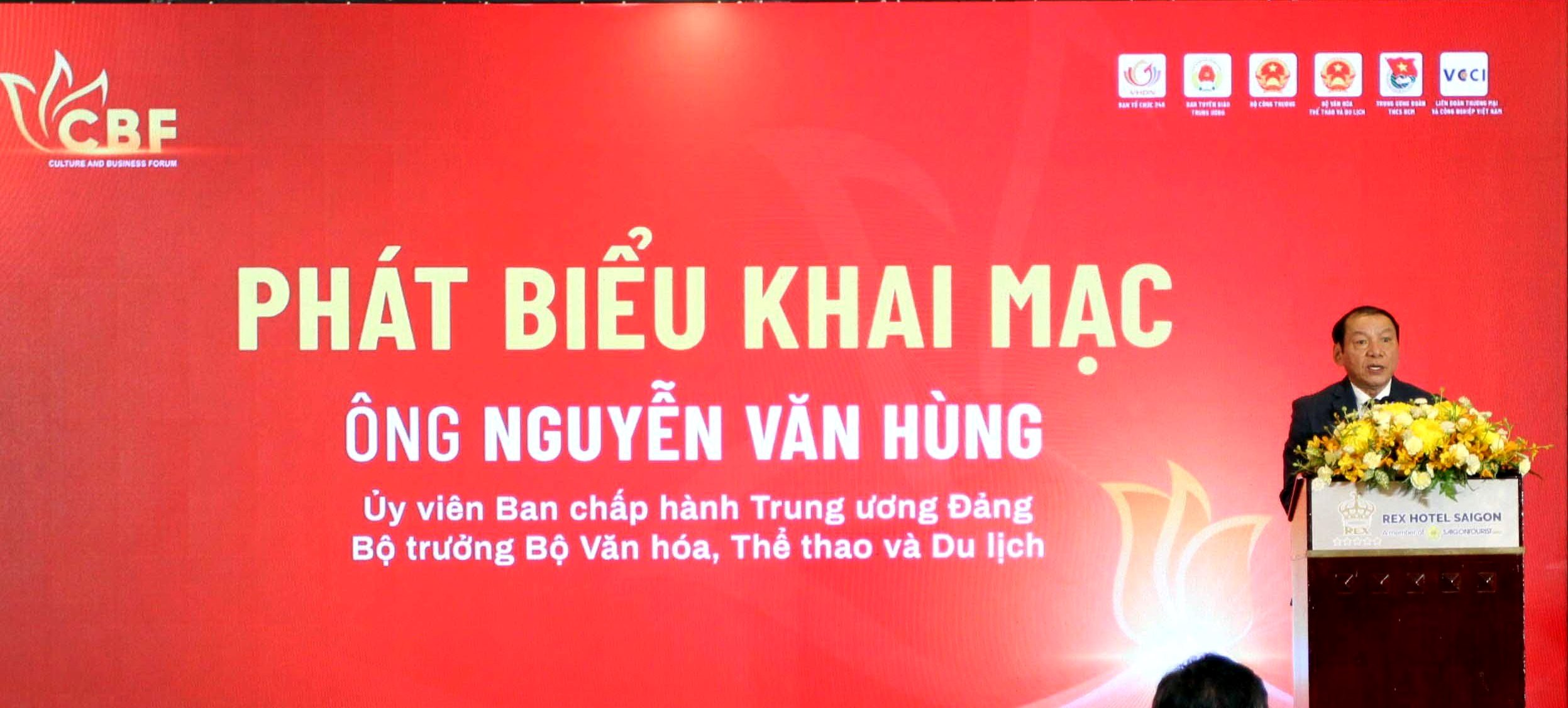 h1.-phat-bieu-khai-mac.jpg