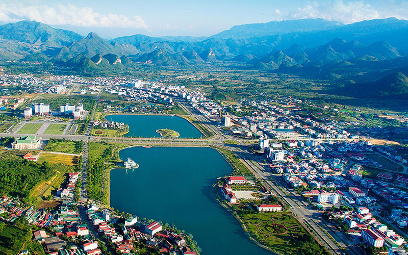 Xây dựng Lai Châu phát triển xanh, nhanh, bền vững và toàn diện- Ảnh 1.