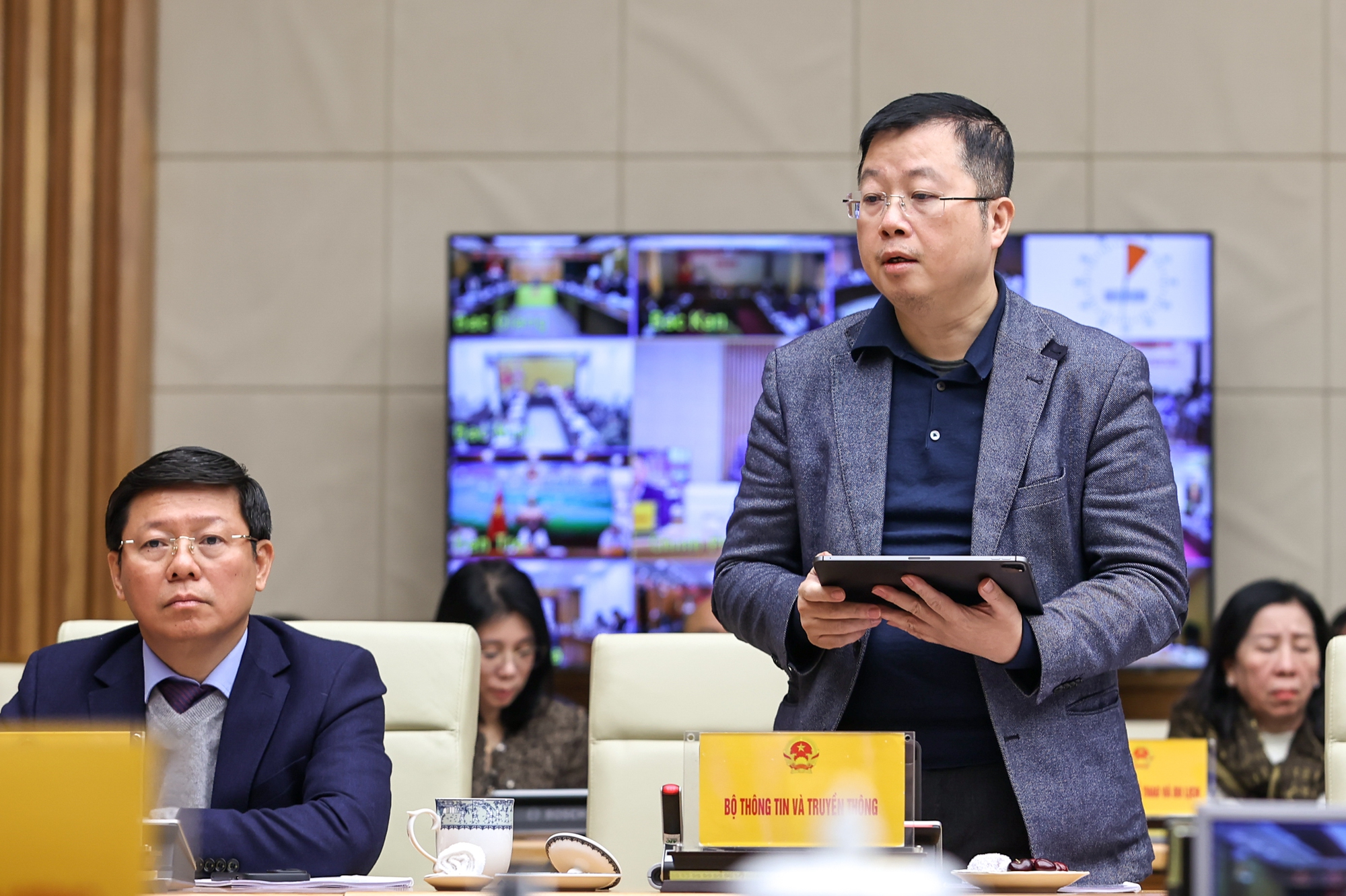 Thủ tướng Phạm Minh Chính: Không có giới hạn với không gian sáng tạo, phát triển công nghiệp văn hóa- Ảnh 16. Thủ tướng Phạm Minh Chính: Không có giới hạn với không gian sáng tạo, phát triển công nghiệp văn hóa- Ảnh 16.