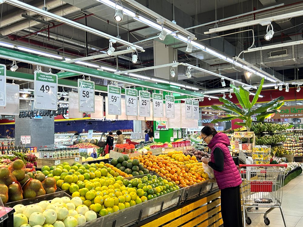 4-tai-he-thong-sieu-thi-winmart-tren-toan-quoc-dang-dien-ra-chuong-trinh-uu-dai-khai-tiec-tan-nien-vuong-tron-vi-tet.jpg