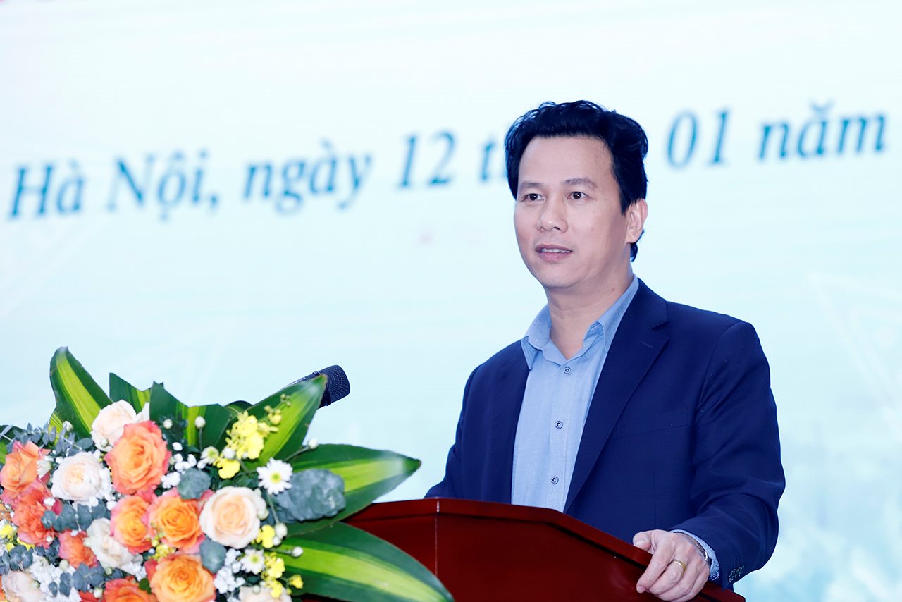 small_bt-khanh_can-canh-2.jpg