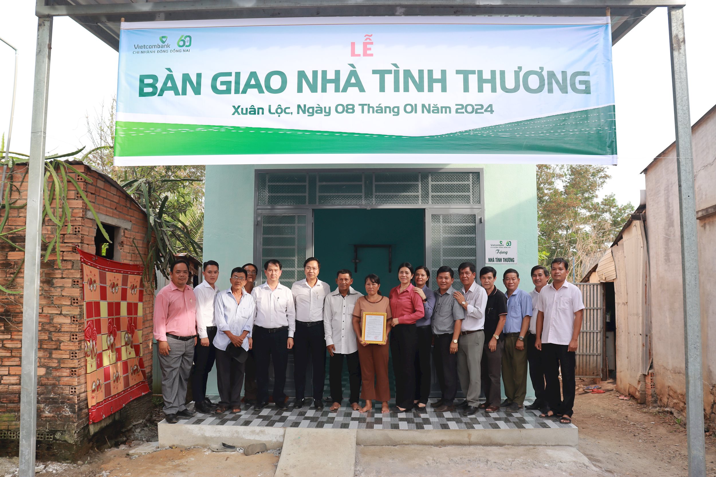 3.-vcb_tang-nha-nguoi-ngheo_dong-nai.jpg
