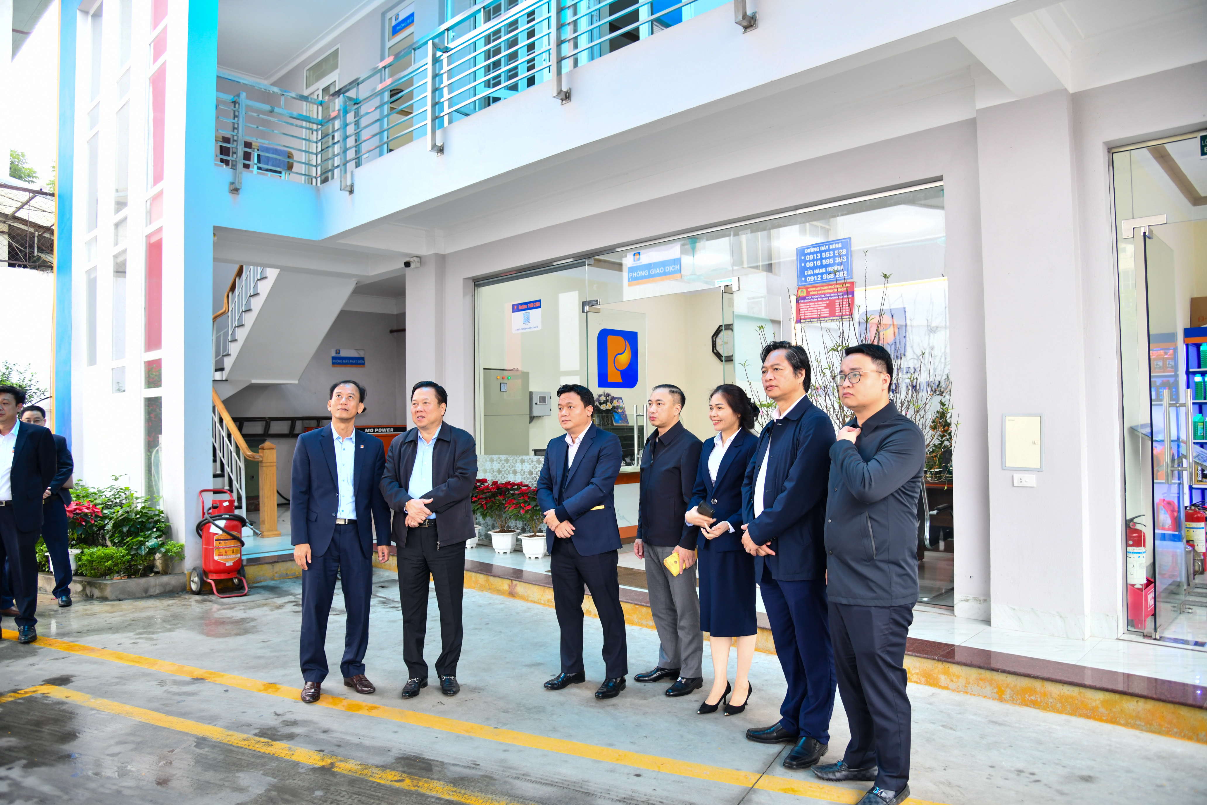 files.petrolimex.com.vn-files-461daee342cf40778b4ca9ea1bd7054a-image-png-7dda20914b964e72bbe52246a9d1d1df-_dsc_9381.png