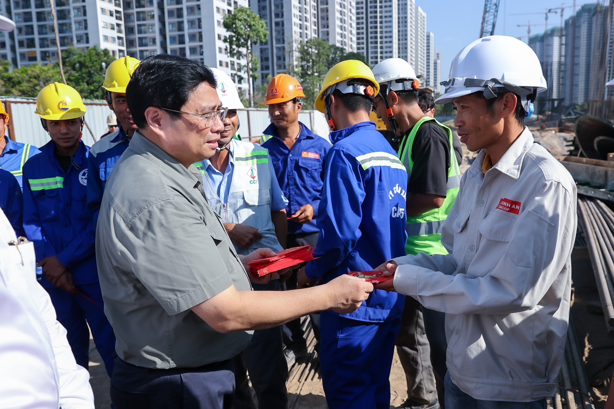 Thủ tướng: 2 năm tăng tốc, bứt phá để hoàn thành đường vành đai 3 TPHCM- Ảnh 3.