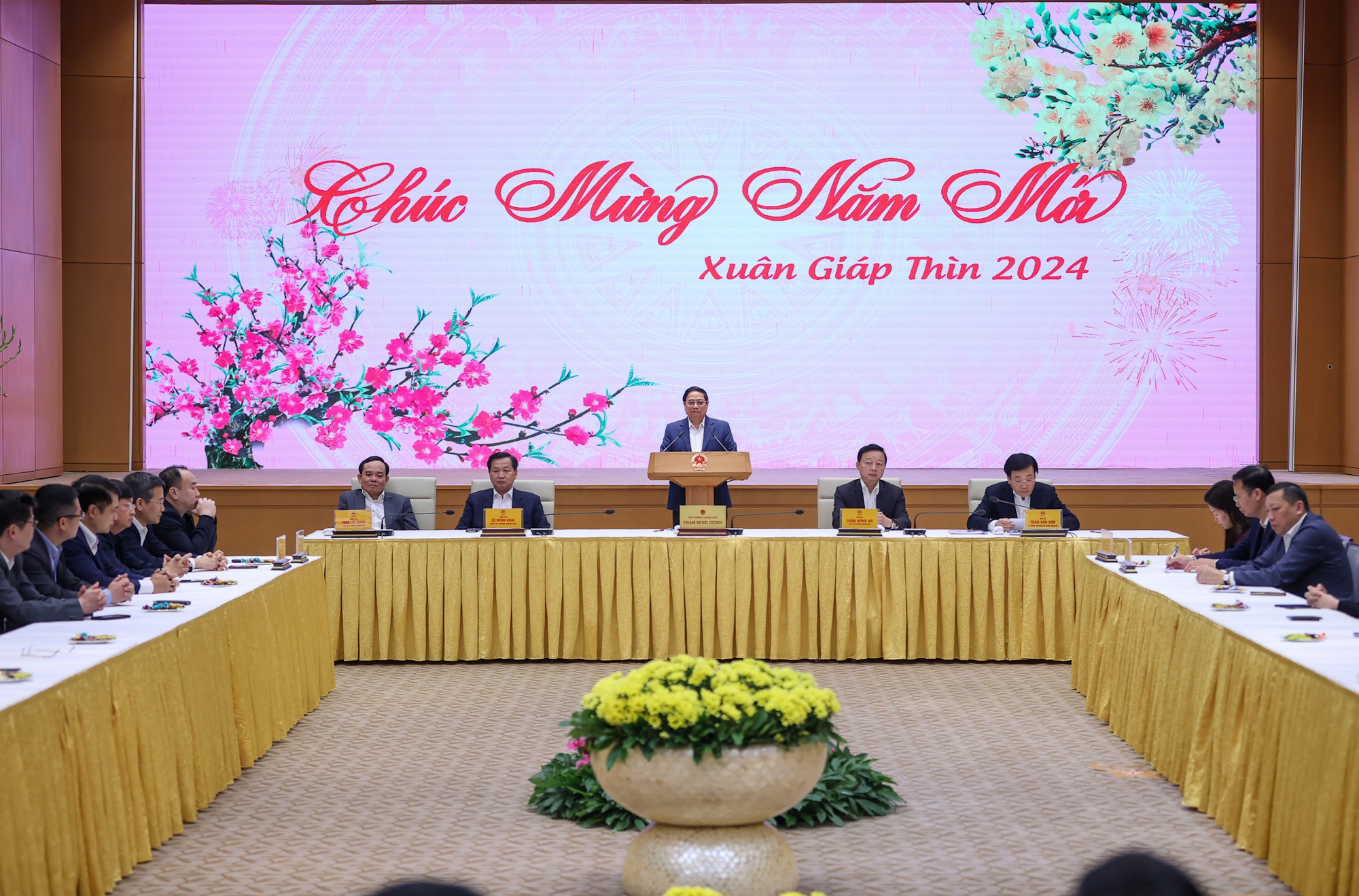 Thủ tướng Phạm Minh Chính động viên, giao nhiệm vụ cho VPCP ngay sau kỳ nghỉ Tết- Ảnh 2.