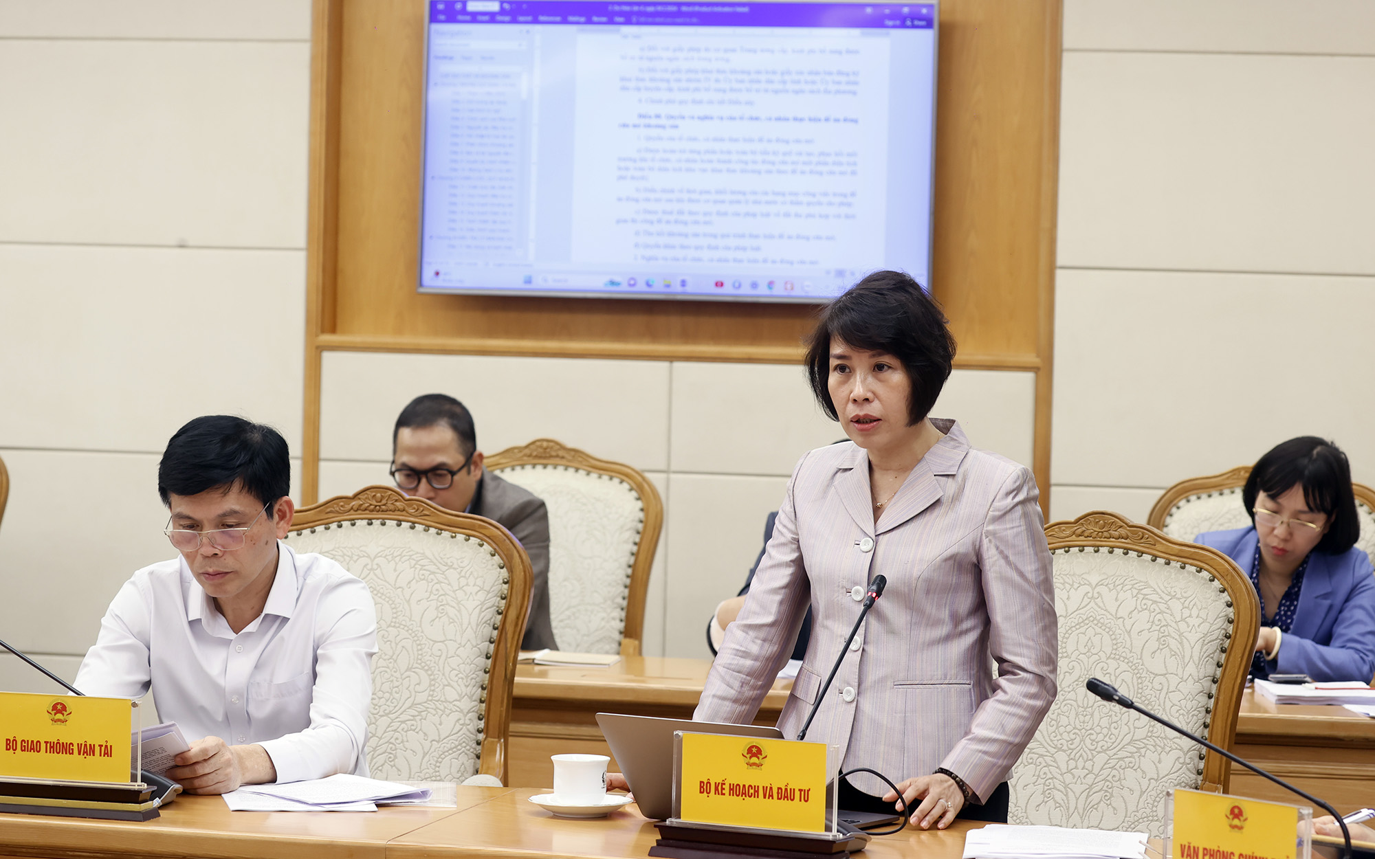 Thống nhất đầu mối quản lý trong lĩnh vực địa chất, khoáng sản- Ảnh 4. Thống nhất đầu mối quản lý trong lĩnh vực địa chất, khoáng sản- Ảnh 4.