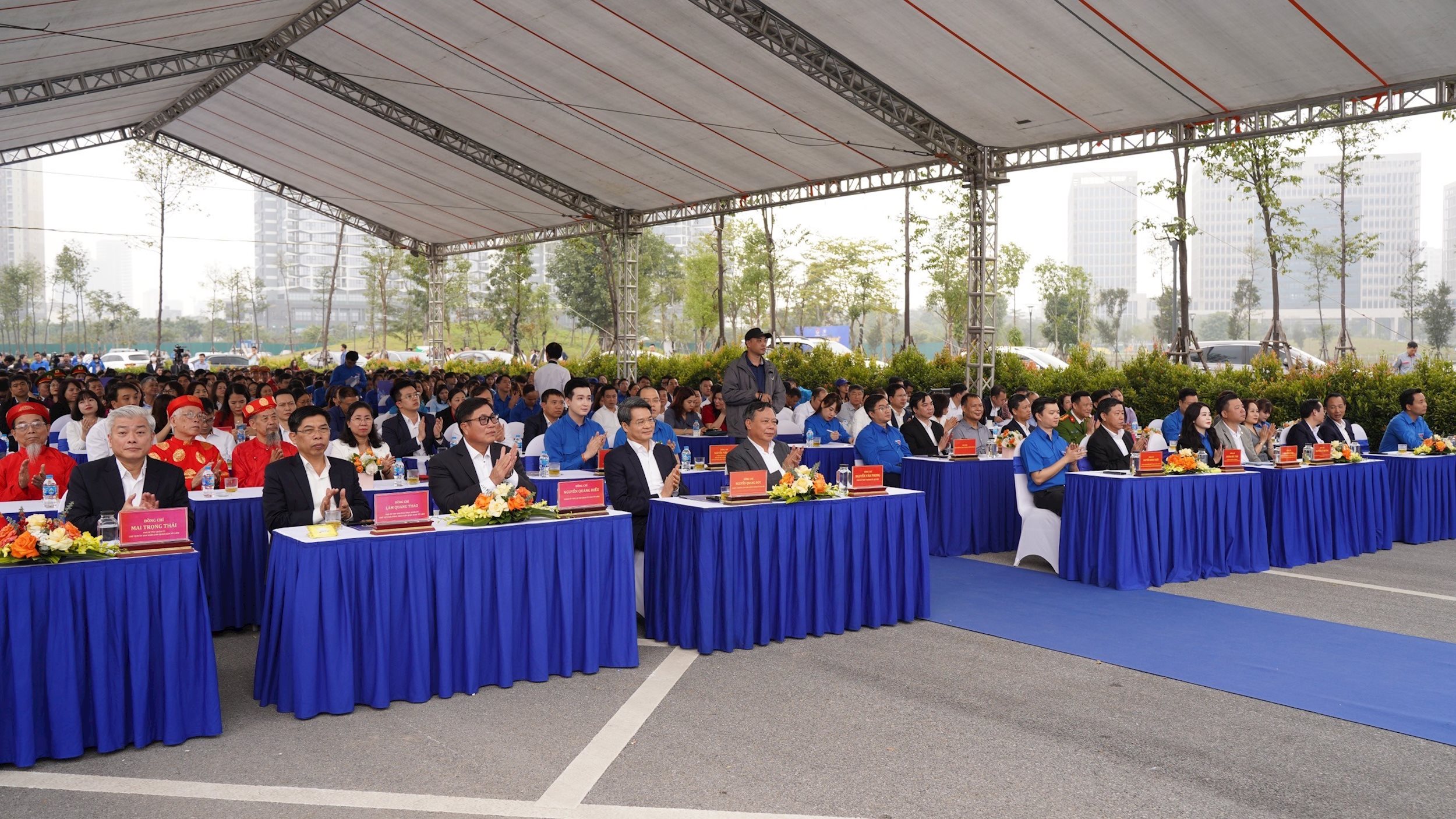 cac-dai-bieu-tham-du-chuong-trinh..jpg