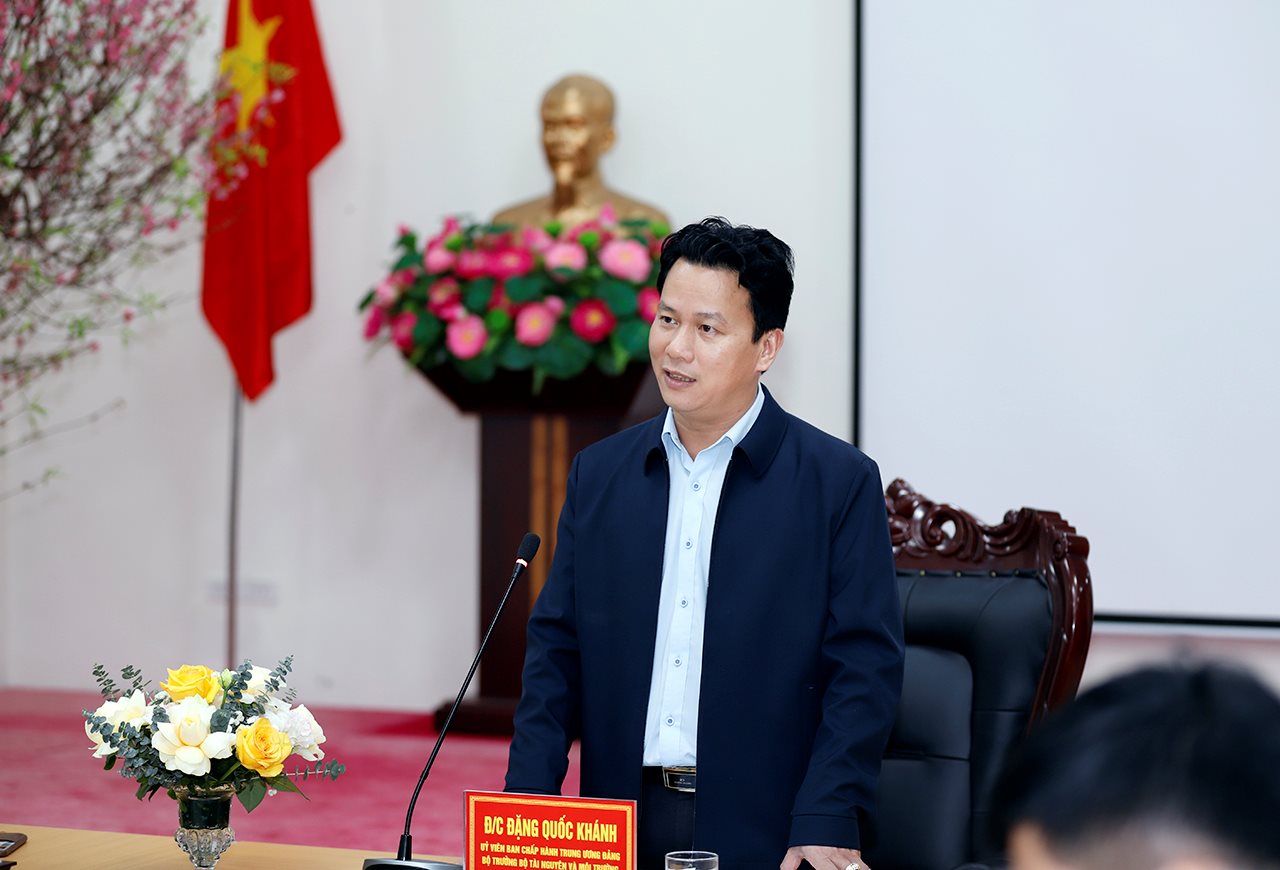 small_20240219_bo-truong-lam-viec-voi-so-tnmt_2.jpg