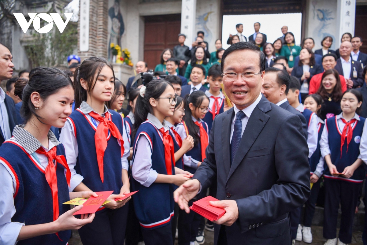 chu tich nuoc vo van thuong trong cay, tham hoi cac cu cao nien o Dong anh hinh anh 4