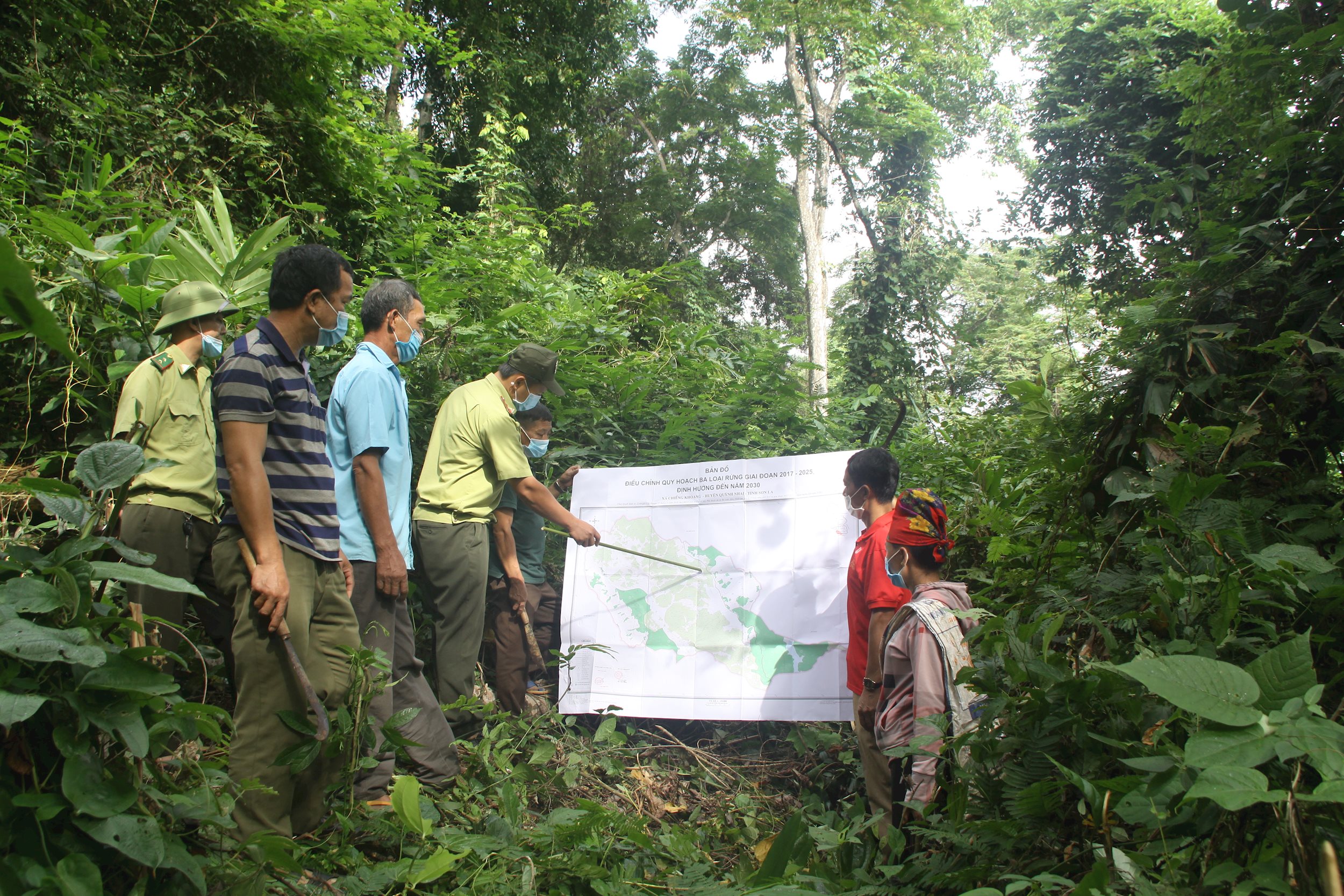 xa-ca-nang-neu-cao-tinh-than-trach-nhiem-trong-cong-tac-bao-ve-rung.jpg